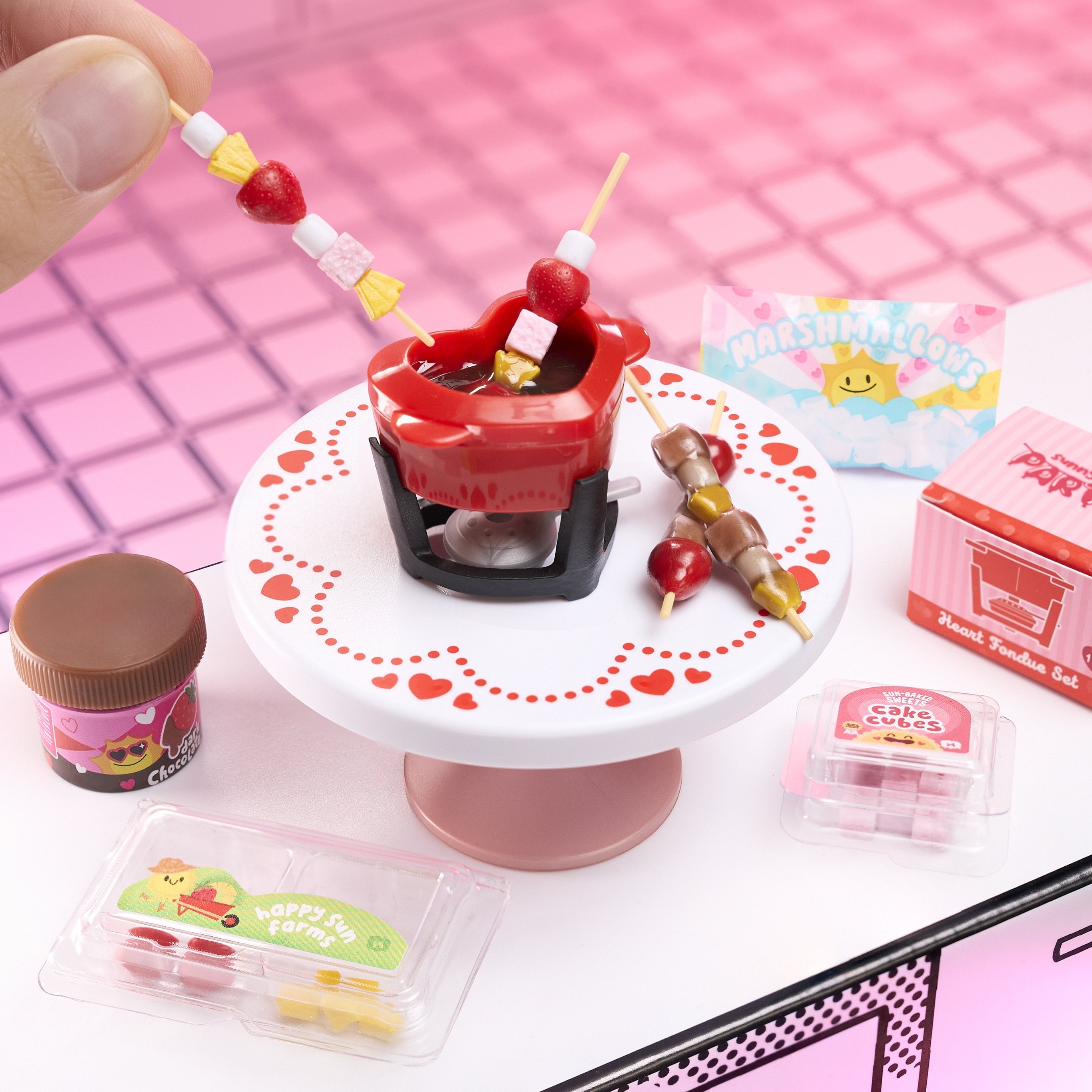Mga Entertainment Mga'S Miniverso - Make It Mini With Love, Artesan Artículos Ordenados 121695-Euc