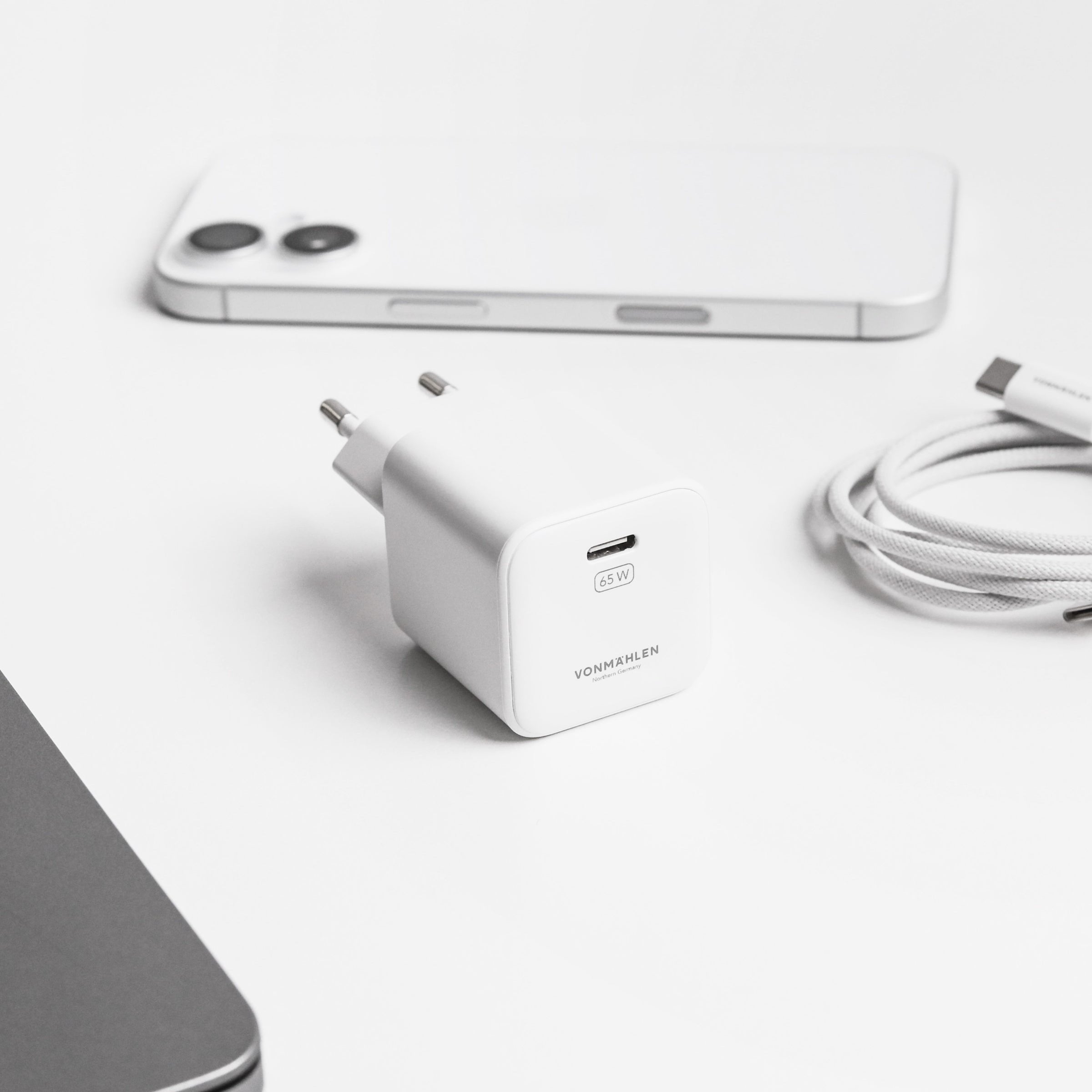 Vonmählen Unity Nano Gan 65w White