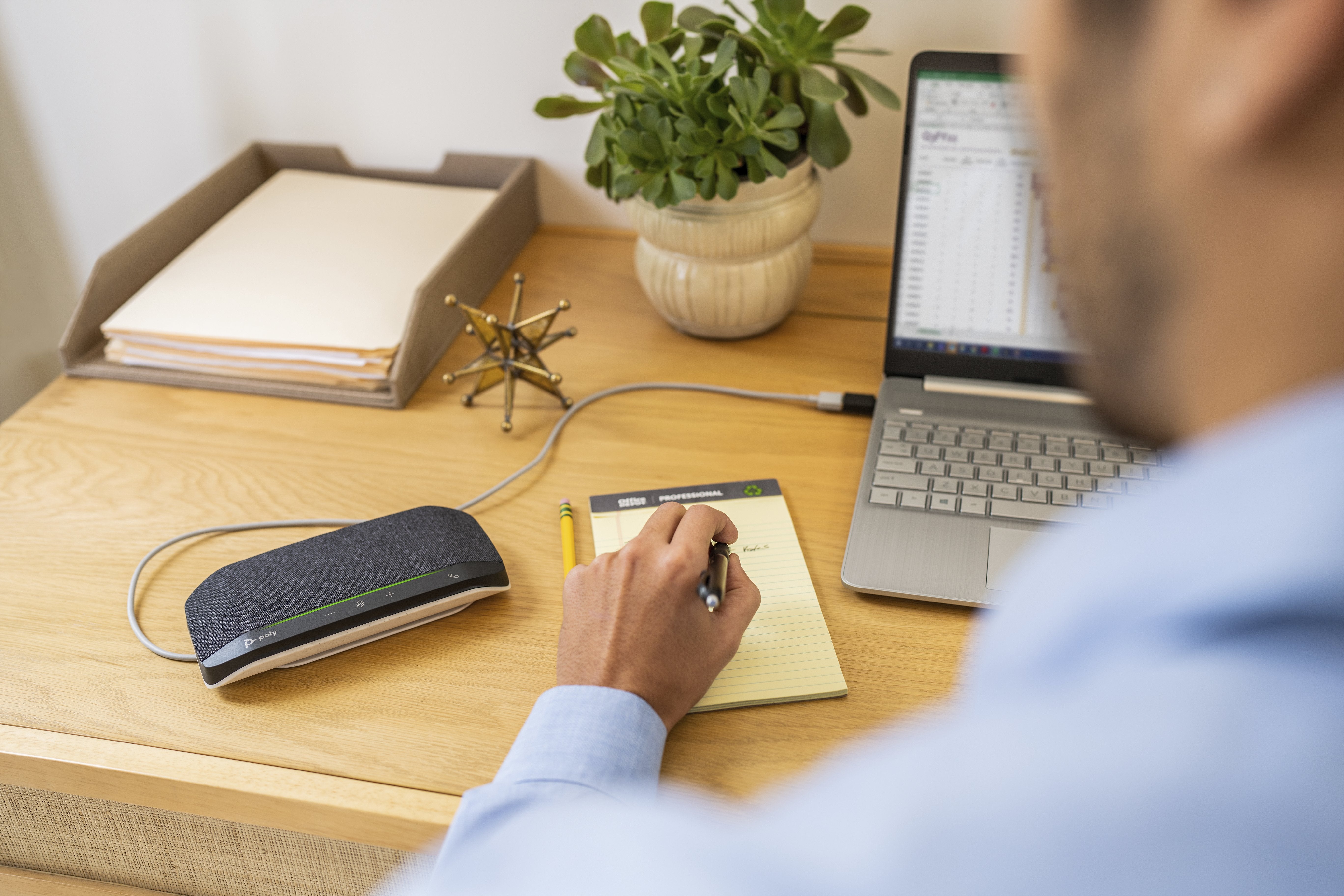 EAN 0197192933046 - HP Poly Sync 10 Speakerphone +USB-A to USB-C Cable altavoz PC Negro imagen 5