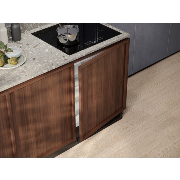 EAN 7333394014456 - Electrolux LFB3AE82R nevera combi Integrado 93 L Blanco imagen 5