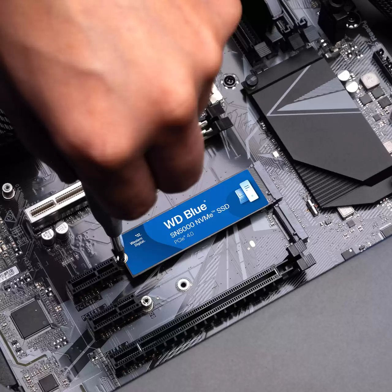 EAN 0718037894850 - Western Digital Blue SN5000 500 GB M.2 PCI Express 4.0 NVMe 3D TLC NAND imagen 5