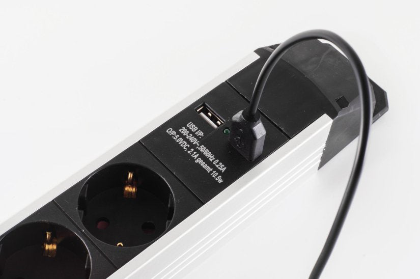 4er Regleta De Enchufes Alu 2x Usb Negro