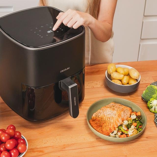 Freidora Cecotec 04971  5,5 L Independiente 1500 W De Aire Caliente Negro