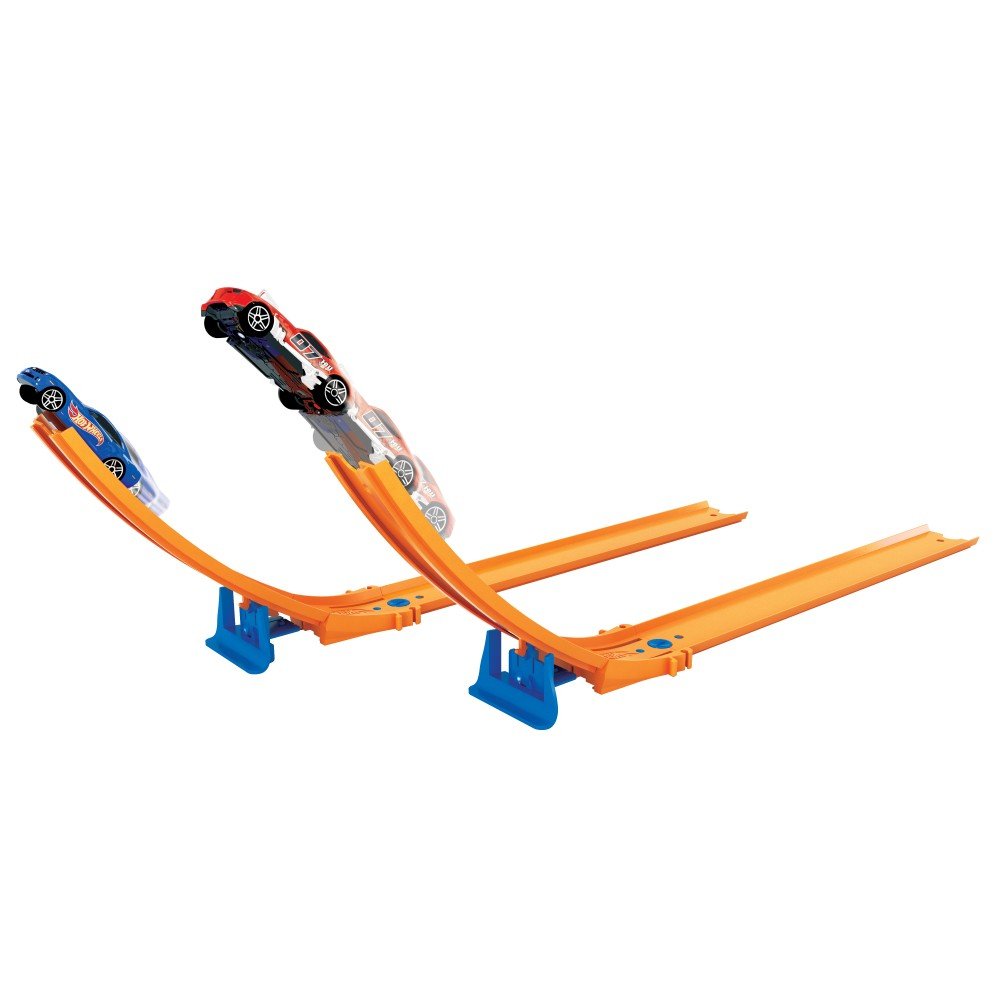 Maletin Portacoches Hot Wheels 3 En 1. Guarda 44 Coches, Con Rampas Y Loop (Autos No Inlcuidos)30x27x6 Cm