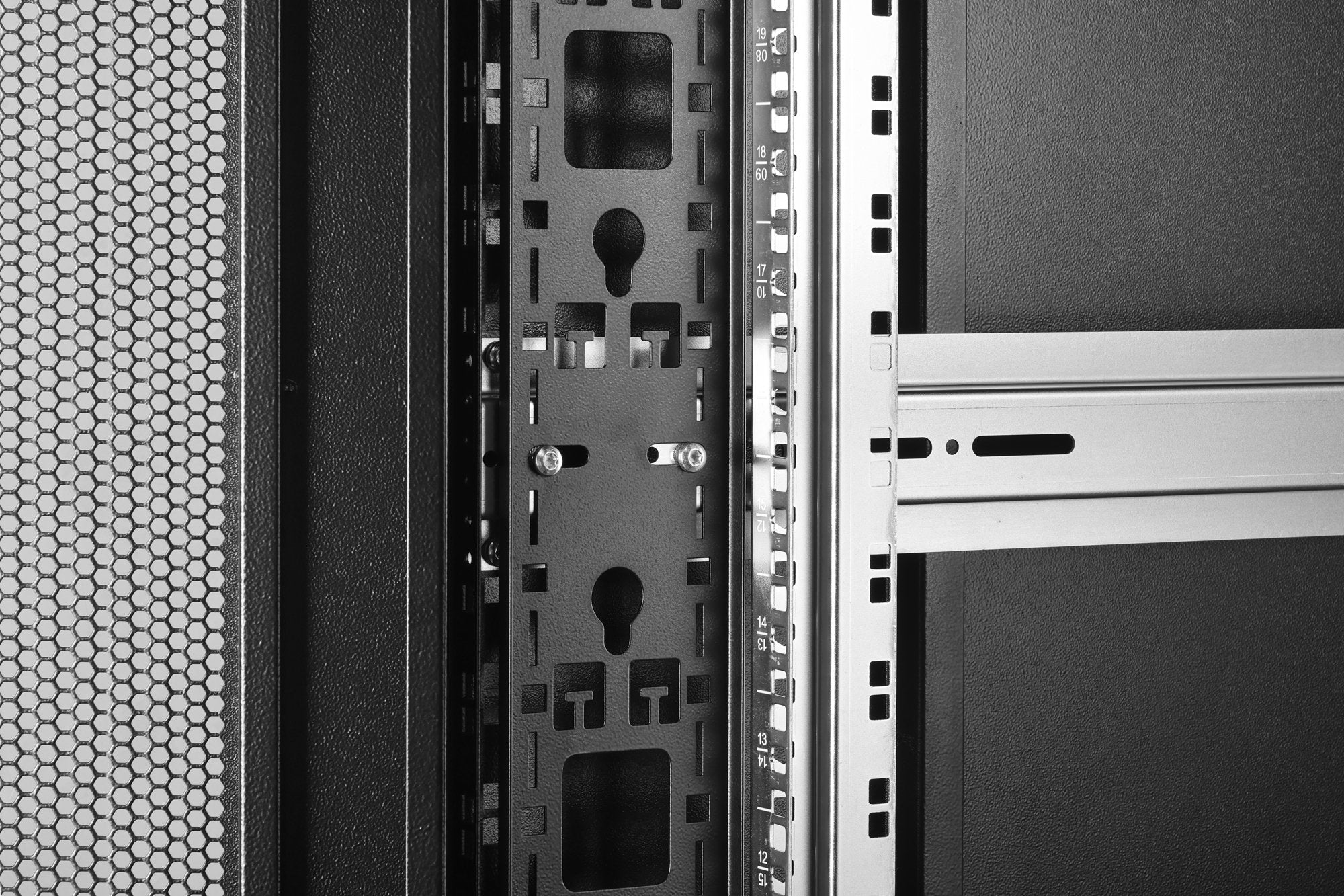 Digitus Serverschrank Unique Server-N Serie 26 He 600x1000mm Negro