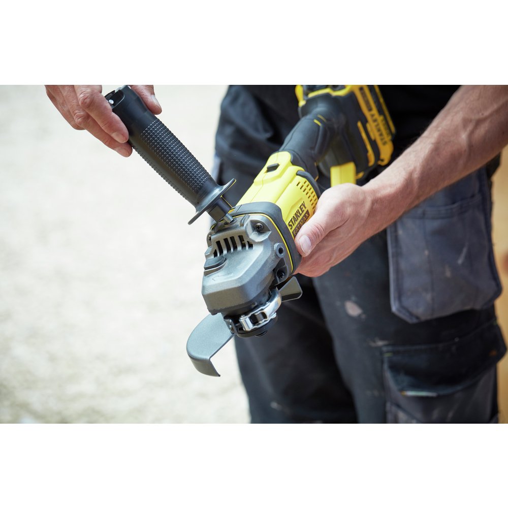 EAN 5035048724170 - Stanley SFMCG400B-XJ amoladora angular imagen 4