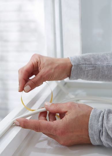 Tesa Cintas De Sellado P-Profil 9 Mm X 6 M Blanco