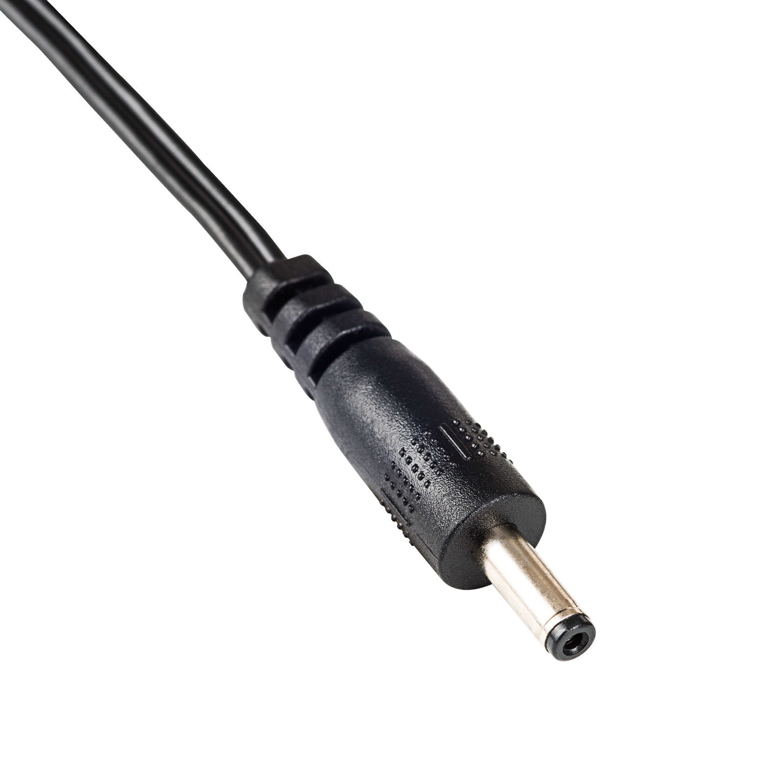 Akyga Cargador Universal Ak-Tb-18 5v 1a 5w 3.5 X 1.35mm 1.4m