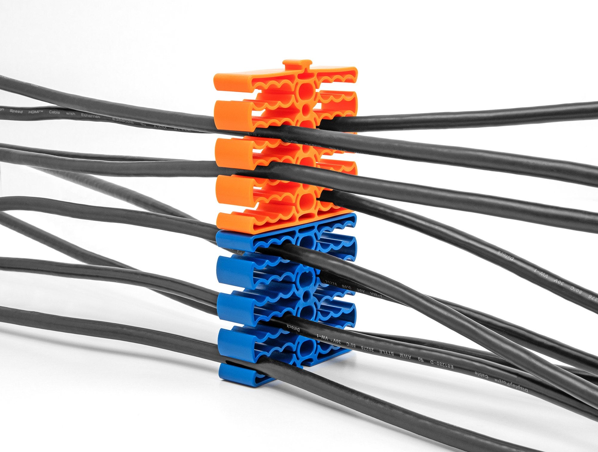 Delock 66325 Organizador De Cables Con 24 Entradas De Cable Azul