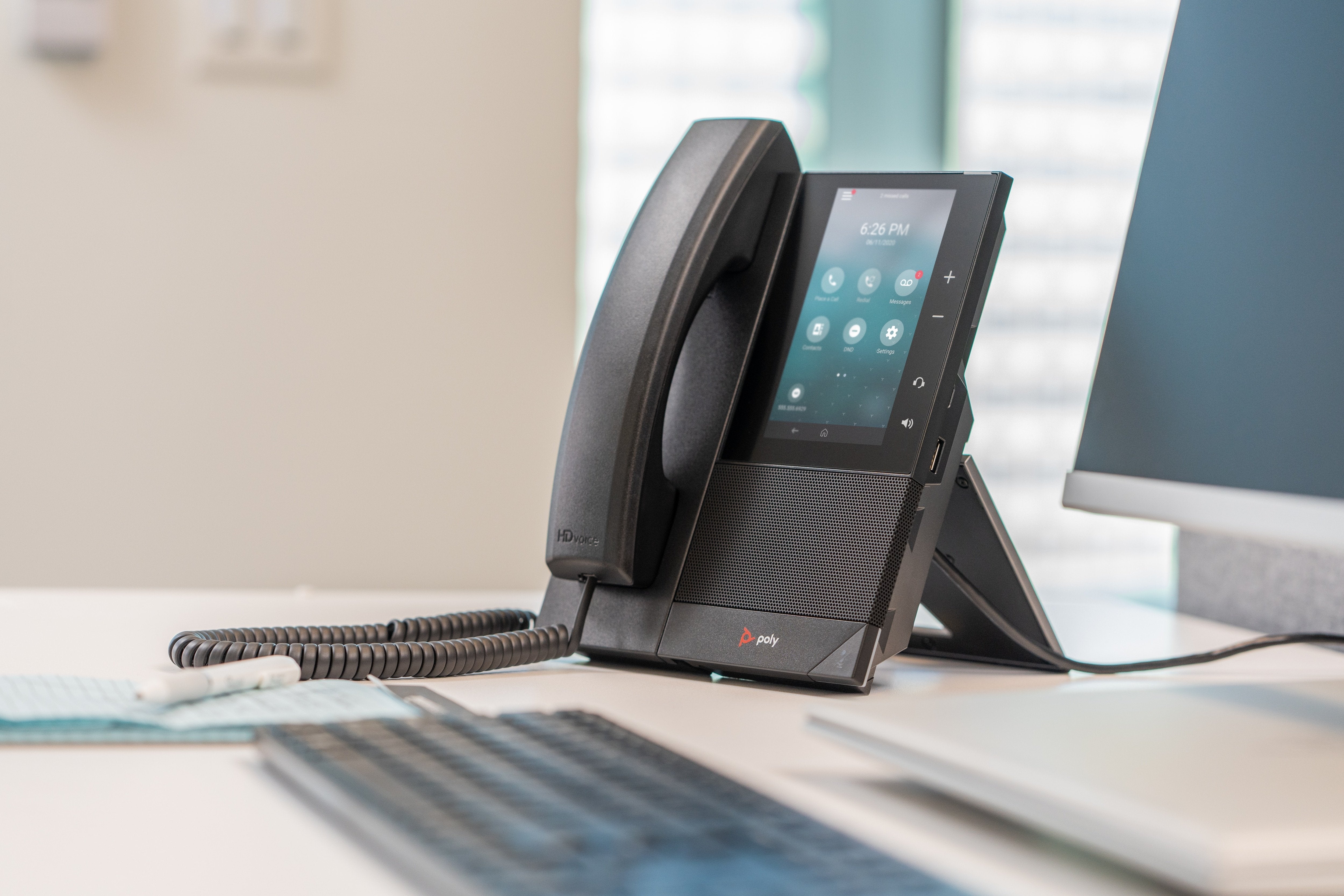 EAN 0197497342734 - Poly CCX 500 Business Media Phone with Open SIP and PoE-enabled teléfono IP Negro 24 líneas LCD imagen 7