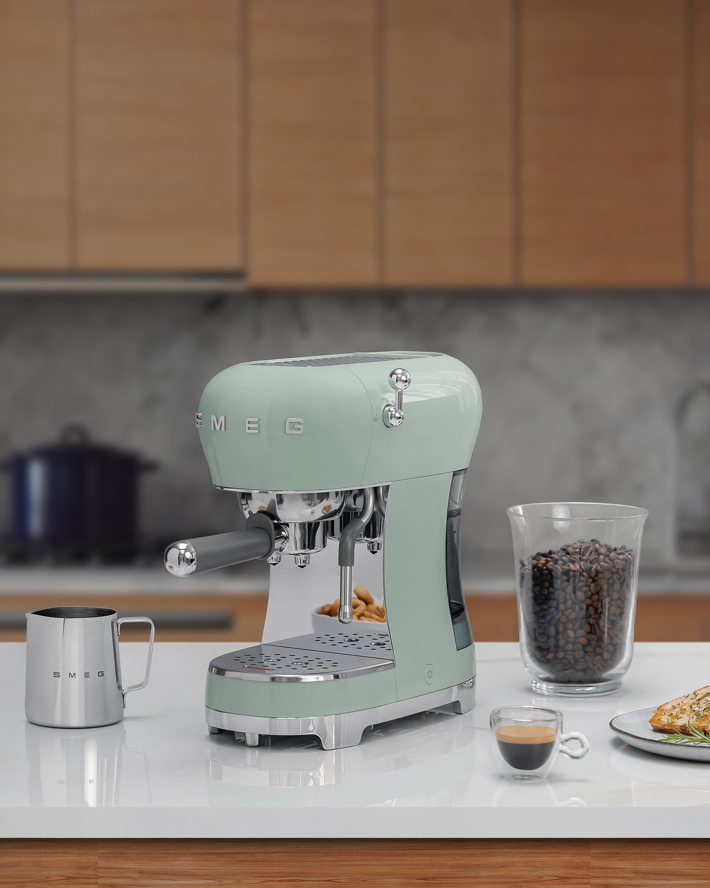 EAN 8017709324780 - Smeg ECF02PGEU cafetera eléctrica Manual Máquina espresso 1,1 L imagen 11