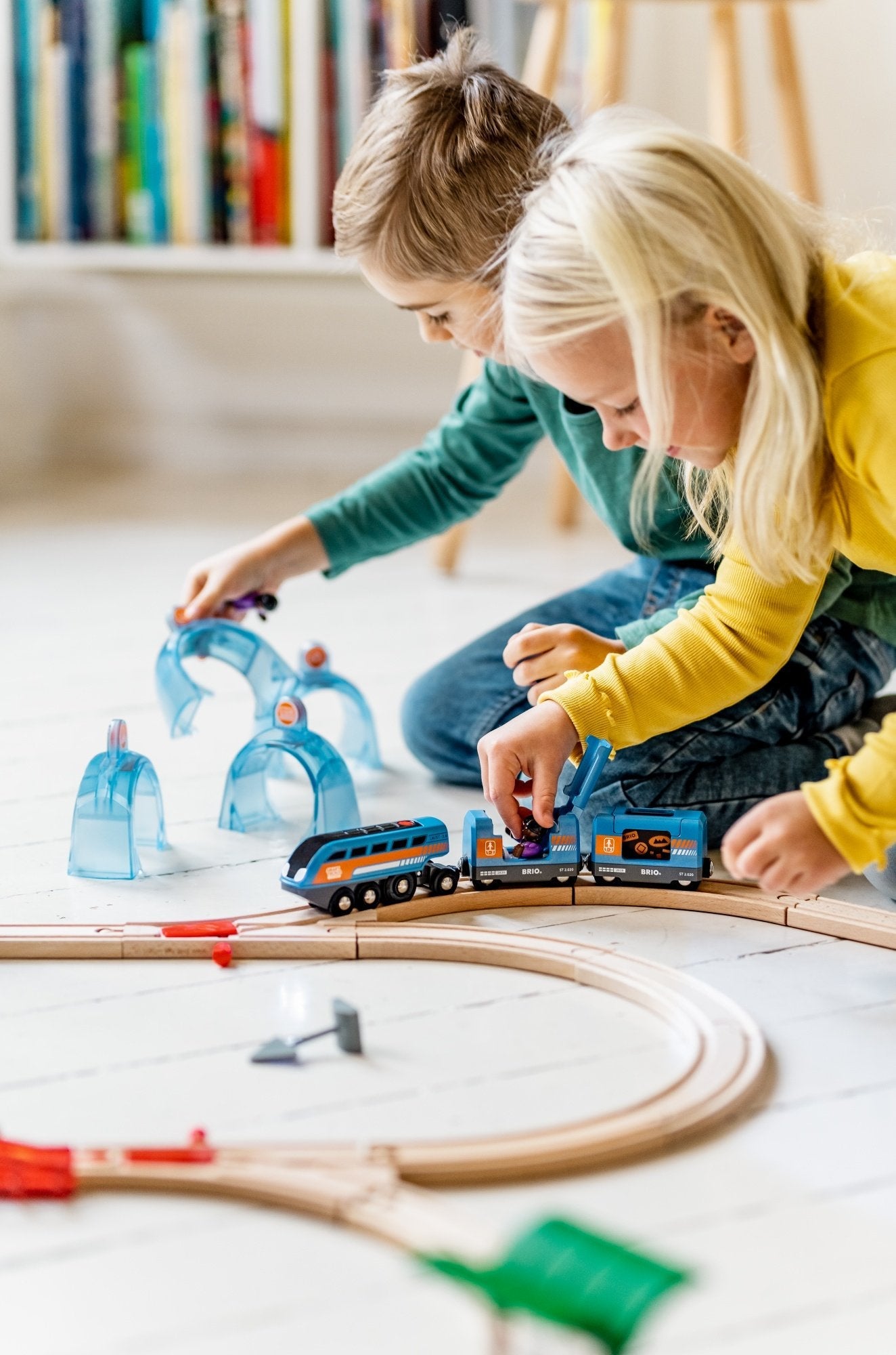 Brio 7312350339727 Pista Para Vehículos De Juguete De Plástico, Madera, Ferrocarril Niño/Niña, 3 Año(S), Vehículo Incluido, Aaa, De Plástico, Madera, Multicolor