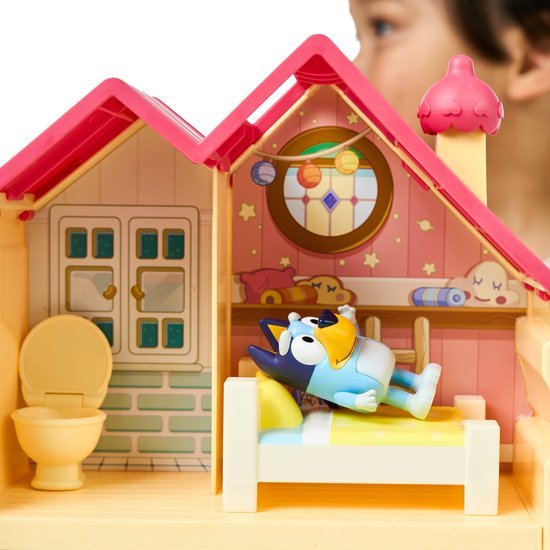 EAN 0630996176146 - Moose Toys Bluey Mini Heelers Home imagen 6