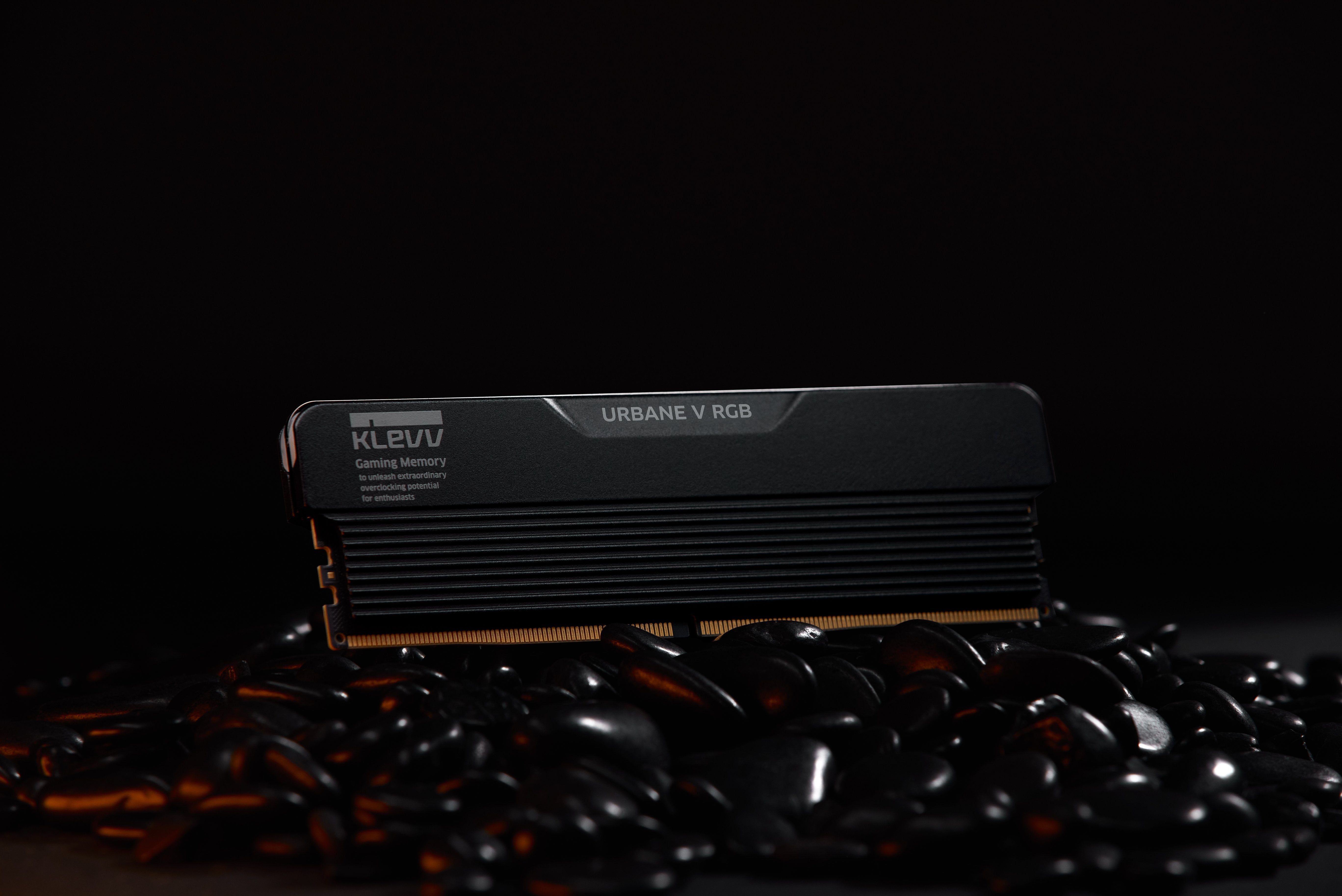 32gb Klevv (16gbx2) Urban V Rgb 6000 Cl28 Negro