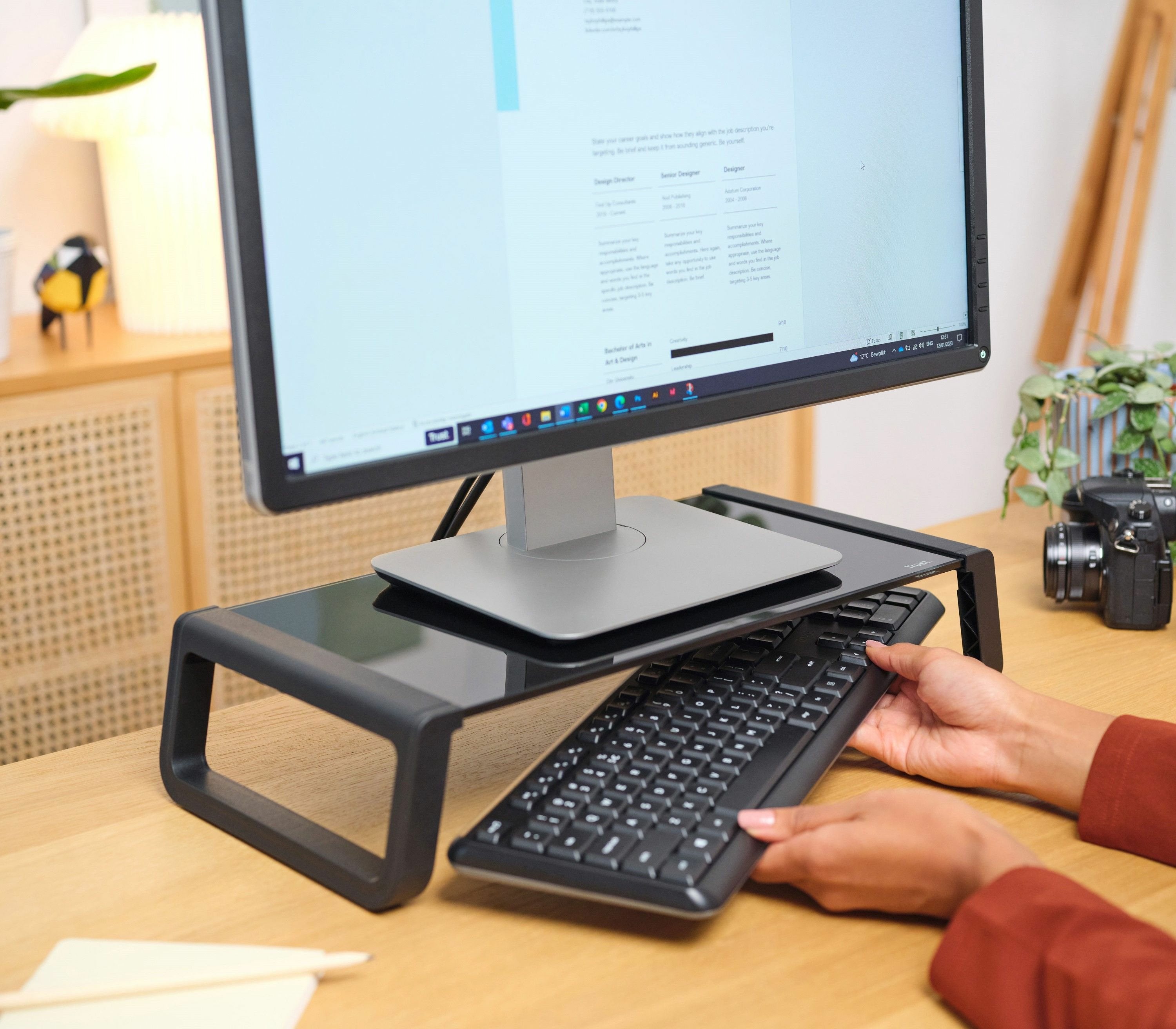 Soporte Para Monitor Trust Monta