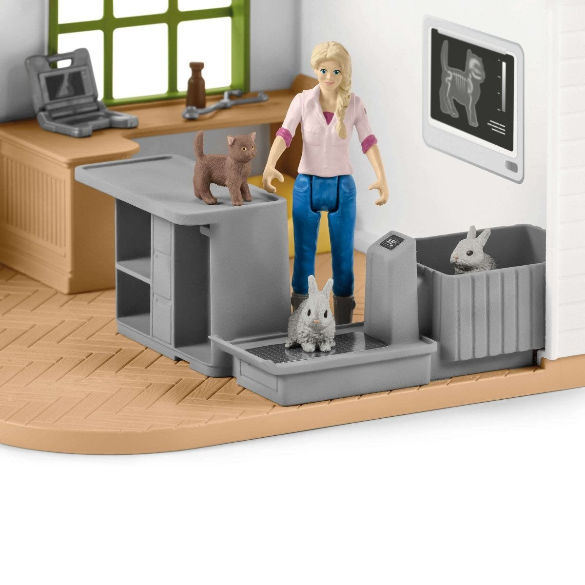 Schleich Veterinarian Practice With Pets