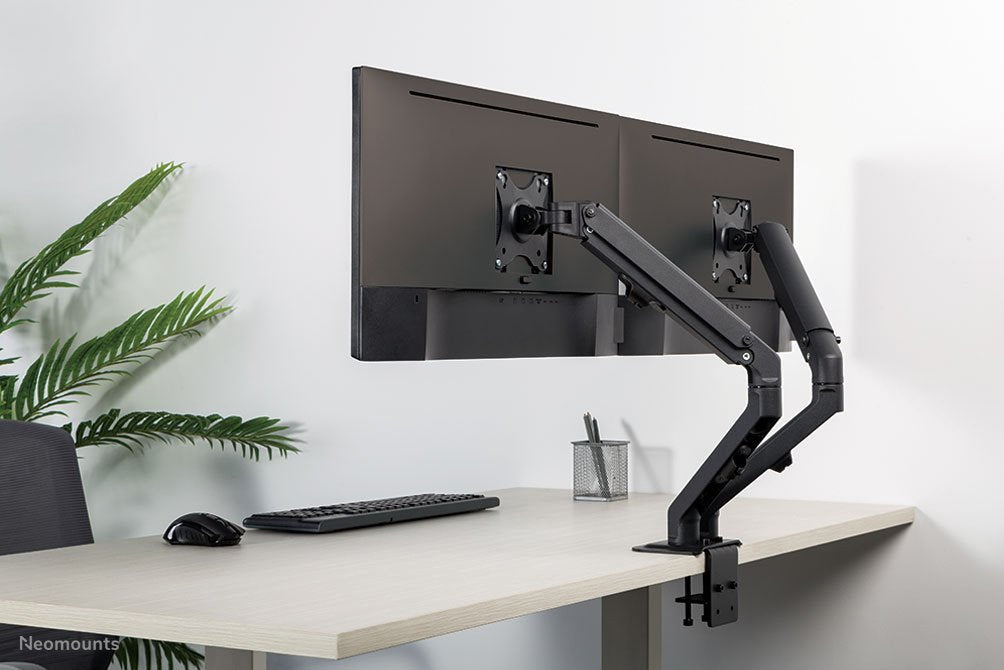 Newstar Soporte De Mesa 100x100 2-7kg 17-27 '' / Negro / Inclinable / Pivotante / Giratorio