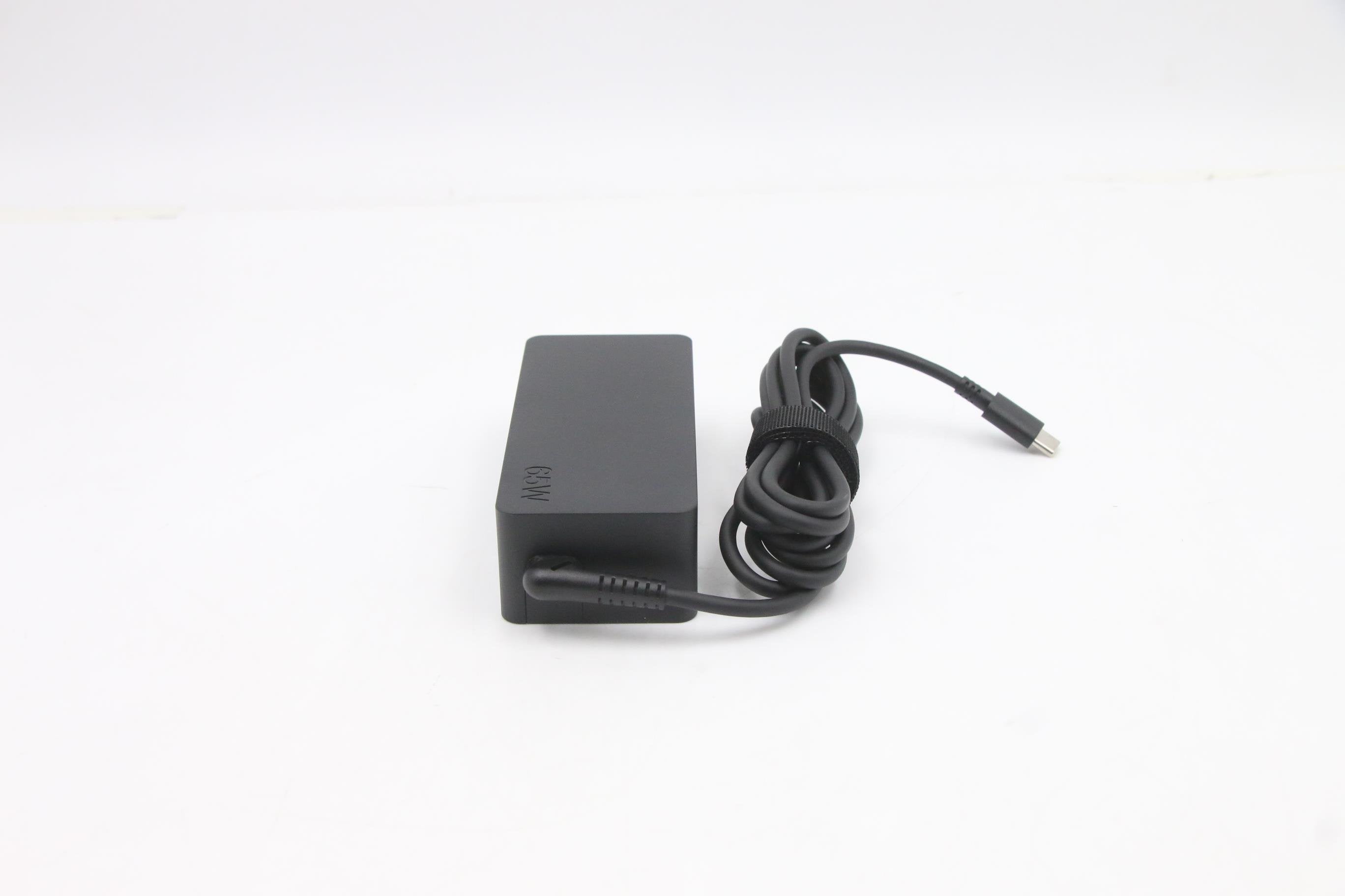 EAN 5704174265580 - Lenovo 5A10W86261 adaptador e inversor de corriente Interior 65 W Negro imagen 4