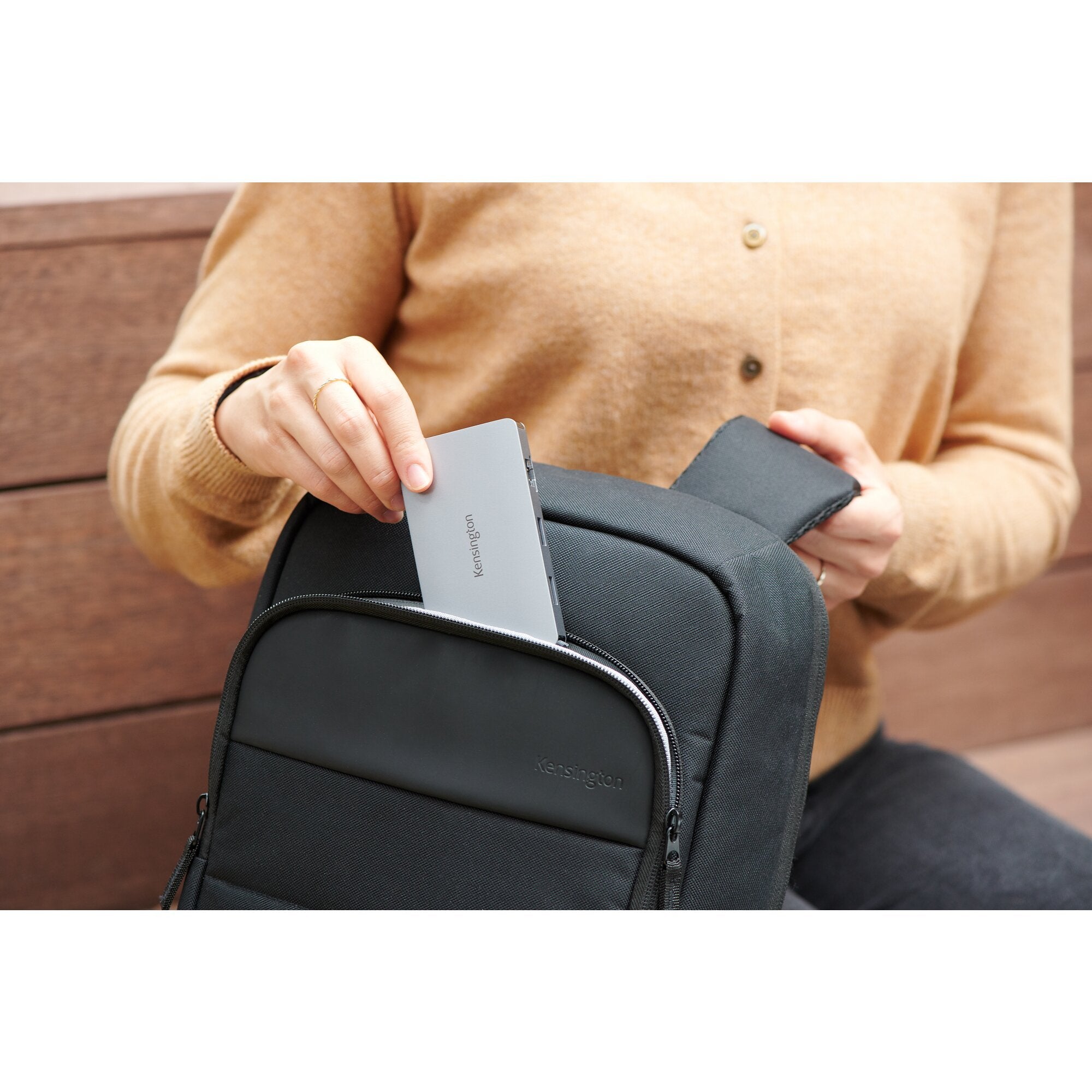 EAN 0085896603917 - Kensington K60391WW maletines para portátil 35,6 cm (14") Negro imagen 5