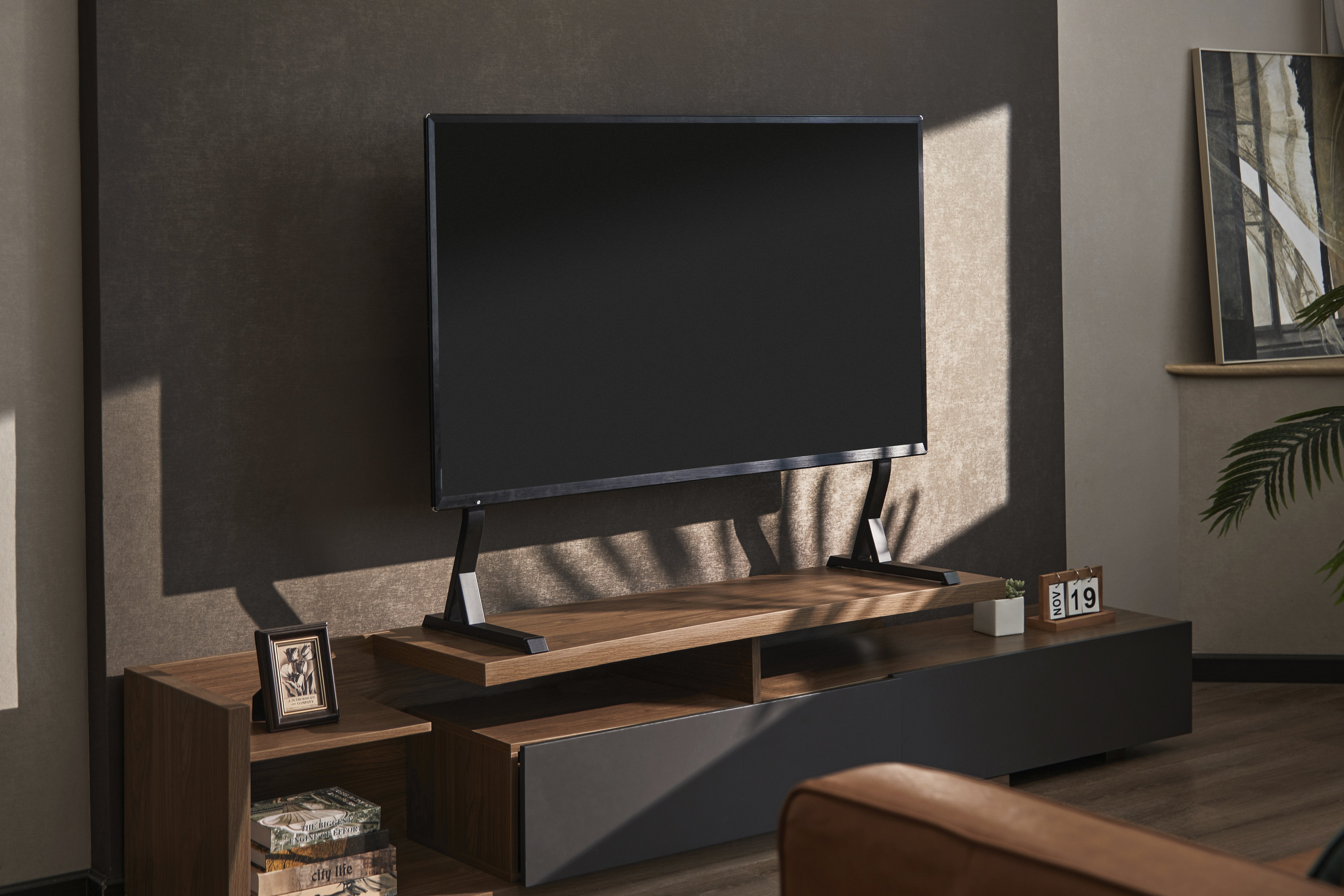 EAN 8716309135115 - Gembird TVS-D90F-01 soporte para TV 2,29 m (90") Negro imagen 8