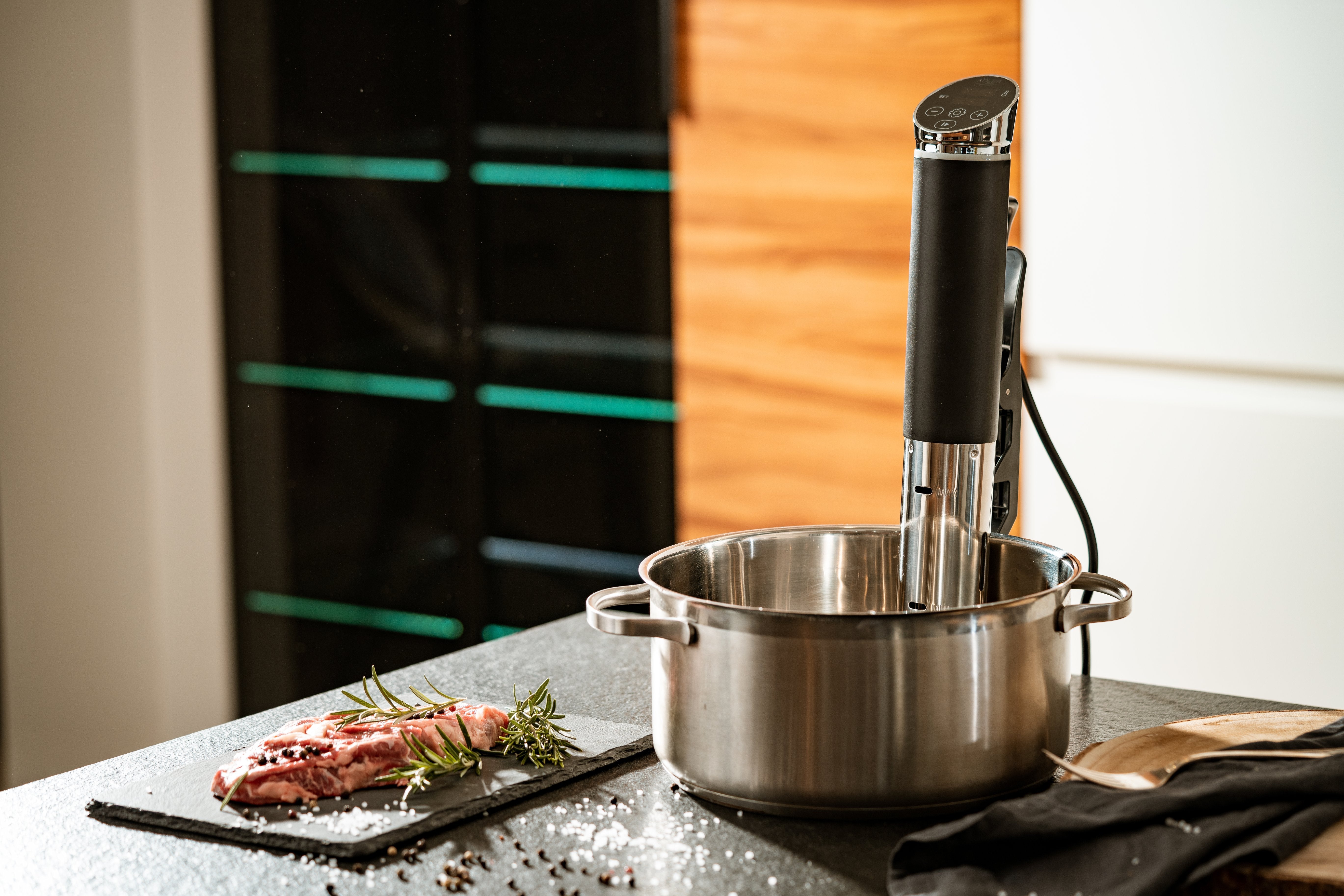 EAN 5903887804066 - Adler AD 6415 equipo para cocción sous-vide o al vacío a baja temperatura Horno de agua para cocción sous imagen 3