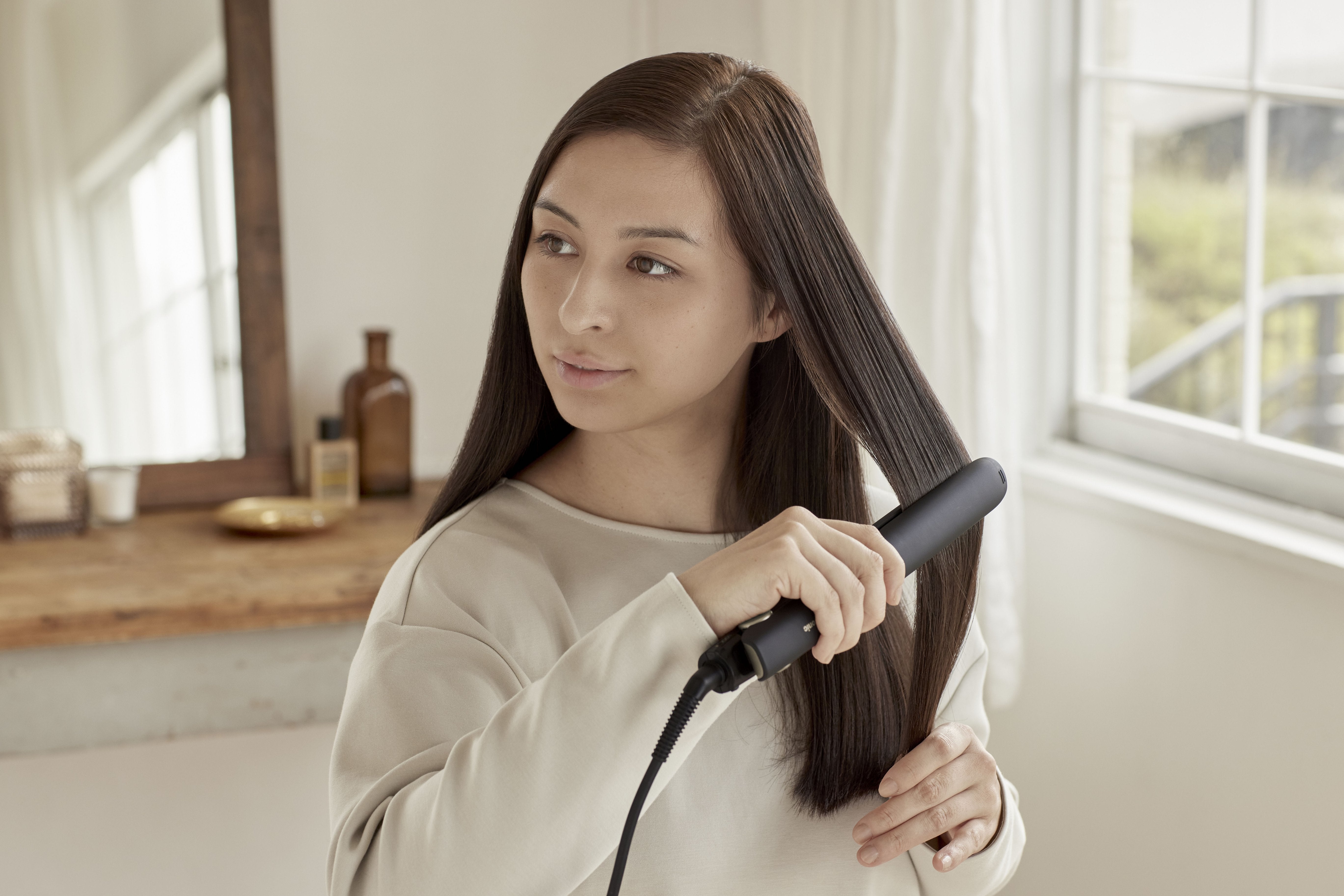 EAN 5025232920792 - Panasonic EH-HS0E Plancha de pelo Caliente Negro imagen 5