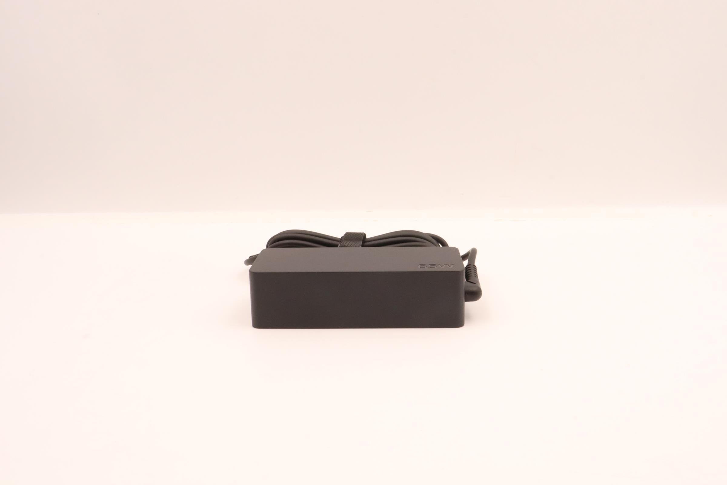 EAN 5704174636700 - Lenovo 5A10W86254 adaptador e inversor de corriente Interior 65 W Negro imagen 7