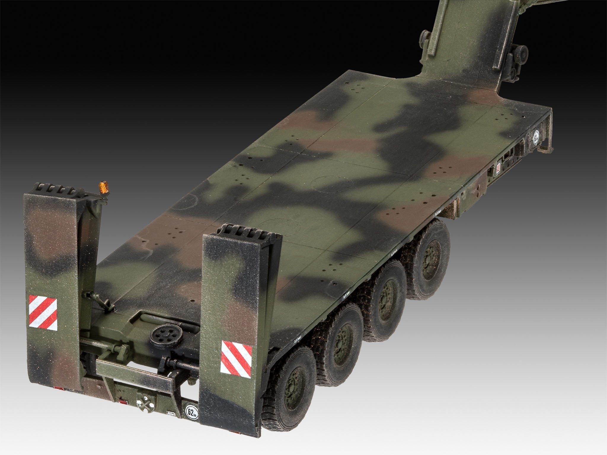 Revell Slt 50-3 Elefant  + Leopard 2a4