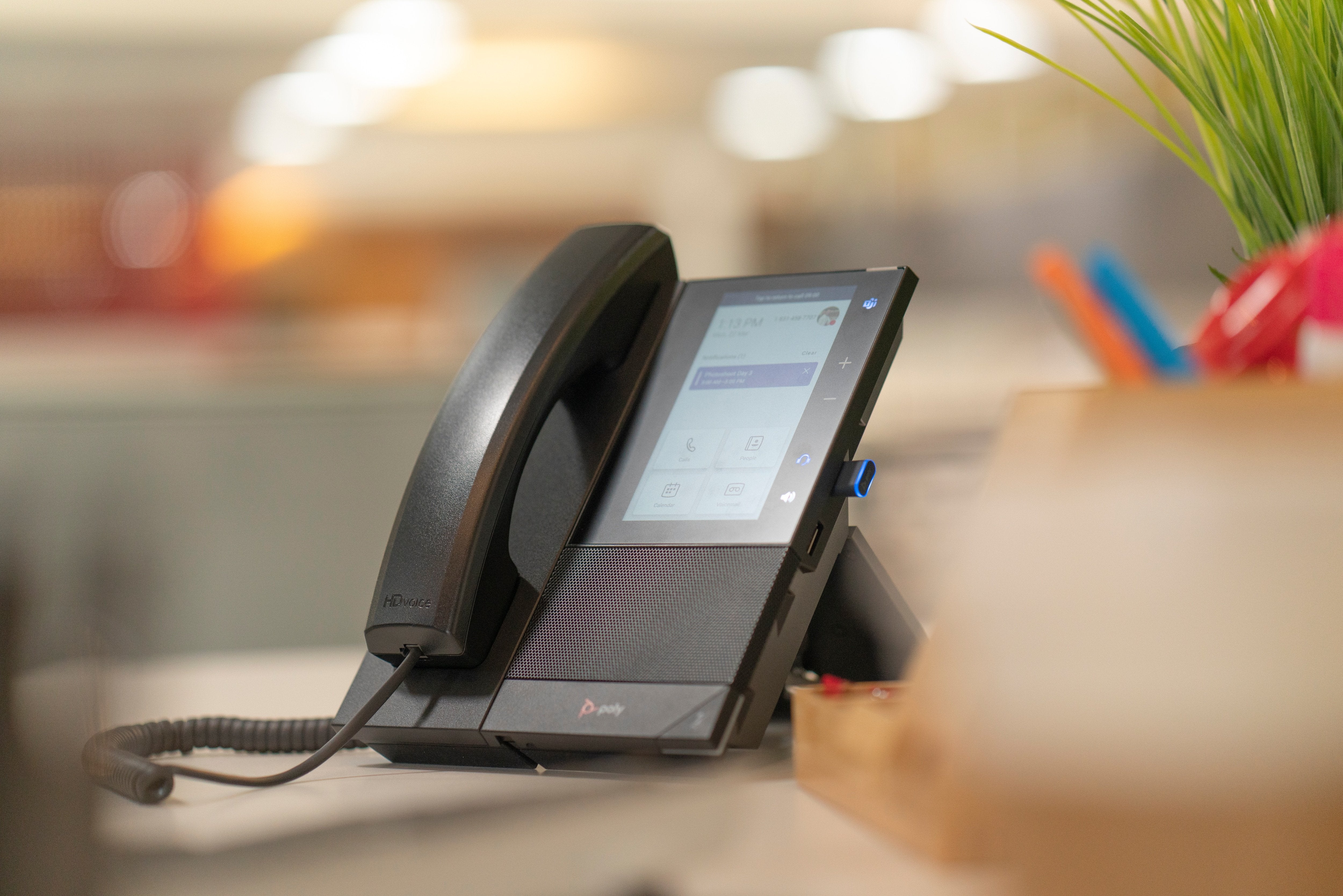 EAN 0197497342734 - Poly CCX 500 Business Media Phone with Open SIP and PoE-enabled teléfono IP Negro 24 líneas LCD imagen 8