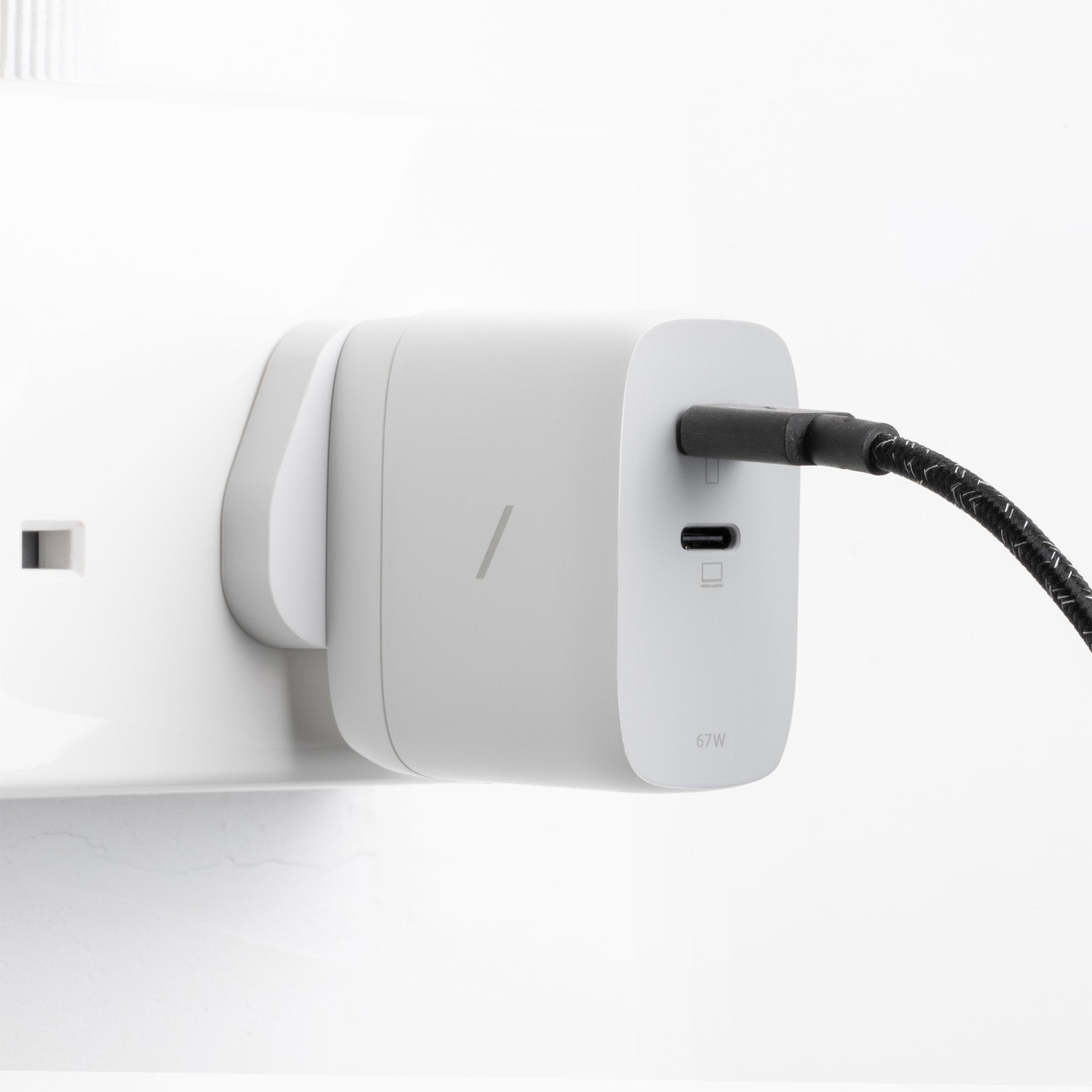 EAN 4895200473084 - Native Union FAST-PD67-WHT-INT cargador de dispositivo móvil Portátil, Smartphone, Tableta Blanco Corrien imagen 3