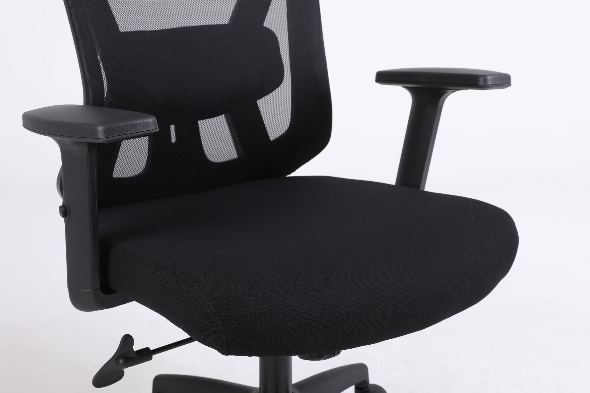 EAN 5901443391968 - Activejet T5 BLACK silla de oficina y de ordenador Asiento acolchado Respaldo de malla imagen 6
