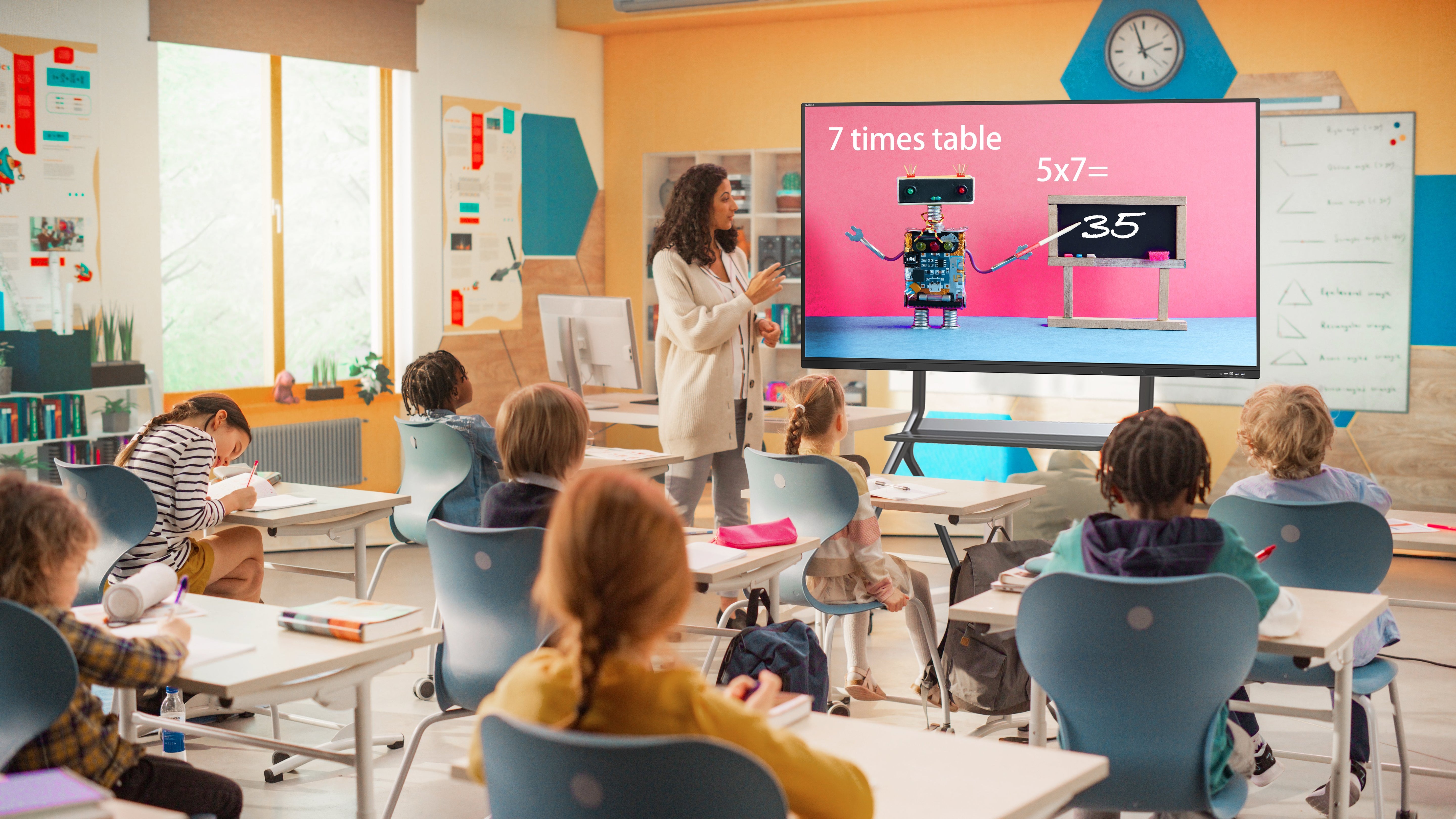 EAN 850064498011 - Avocor S-Series 75" 4k IR LED Interactive Displ pizarra blanca interactiva 190,5 cm (75") 3840 x 2160 Pixe imagen 4