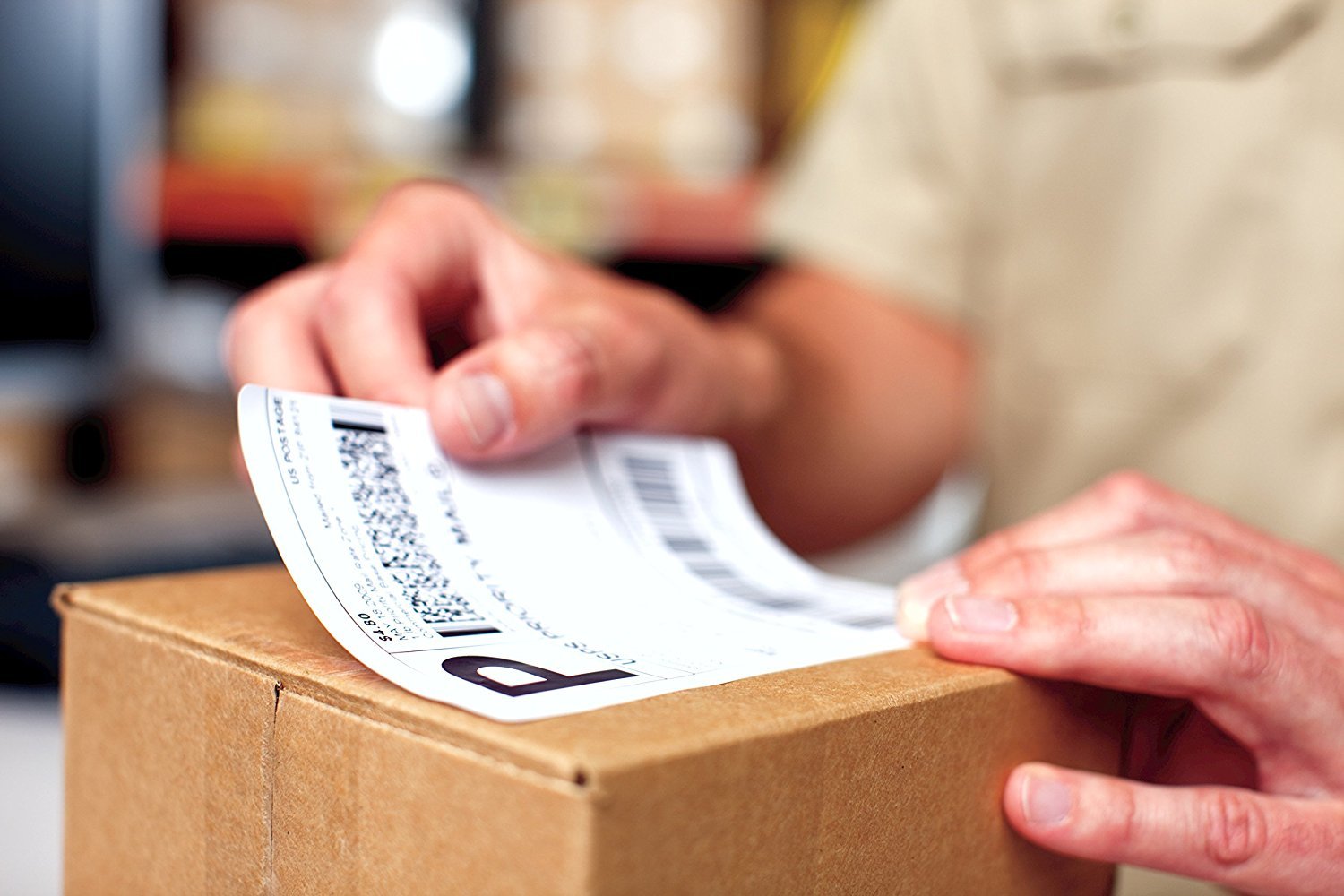 EAN 3501170904985 - DYMO LW - Extra Large Shipping Labels - 104 x 159 mm - S0904980 Blanco Etiqueta para impresora autoadhesi imagen 2