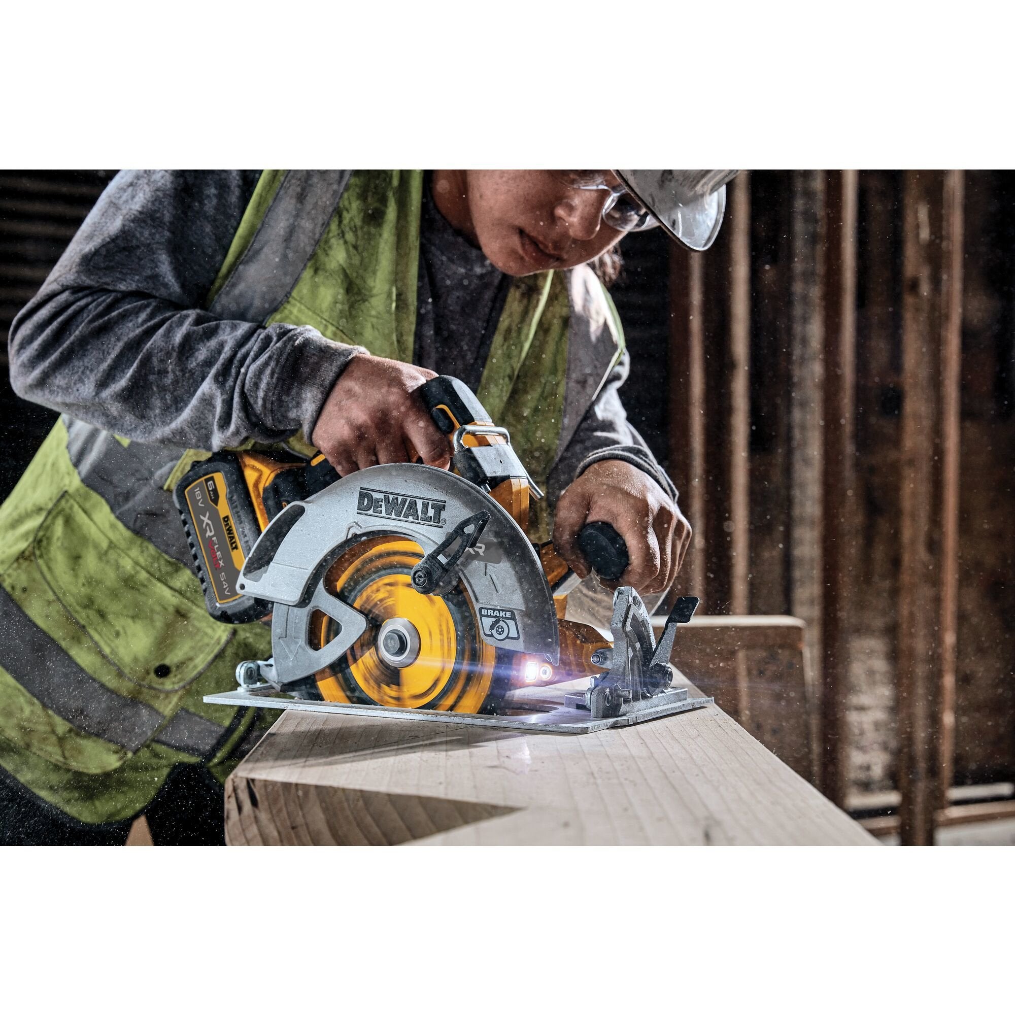 Sierra Circular Inalámbrica Dewalt Flexvolt Advantage Dcs573nt, 18 Voltios Amarillo/Negro, Sin Batería Ni Cargador, En Tstak Box Vi Dcs573nt-Xj