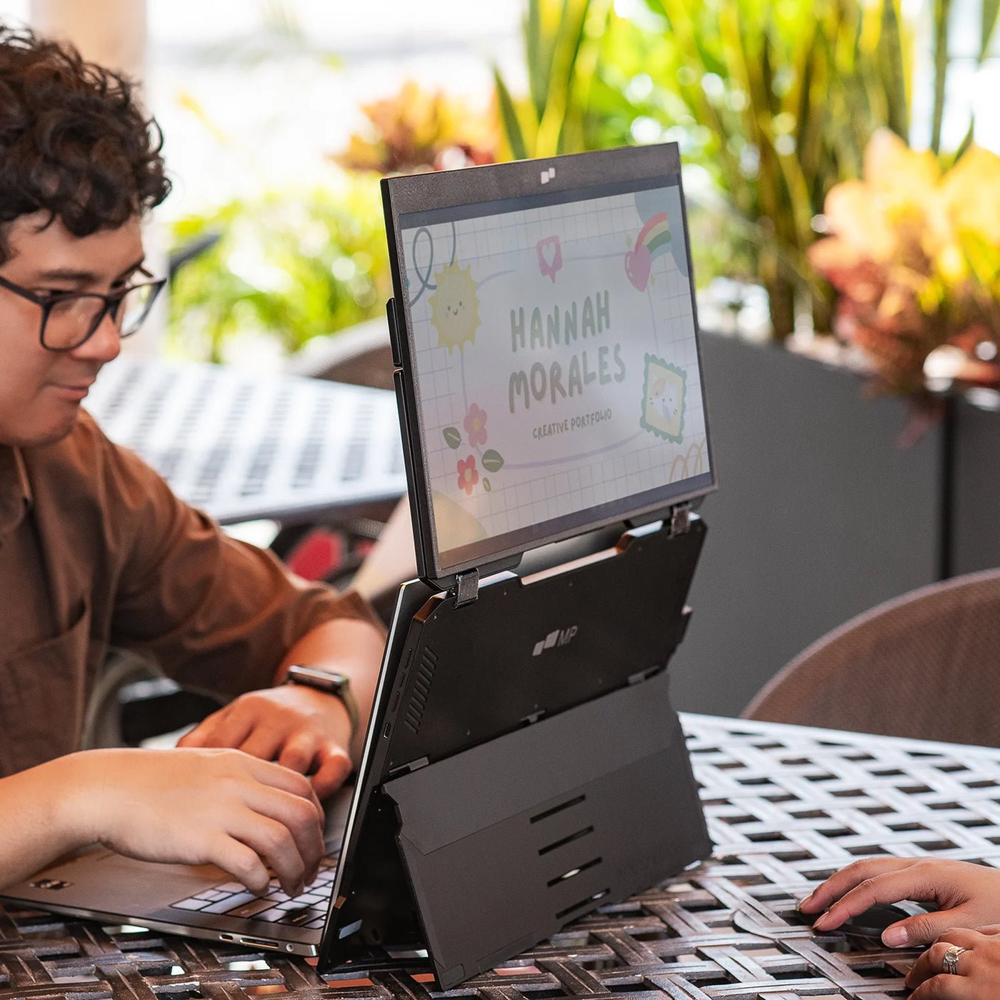 Mobile Pixels Duex Float 15,6  Bildschirmerweiterung