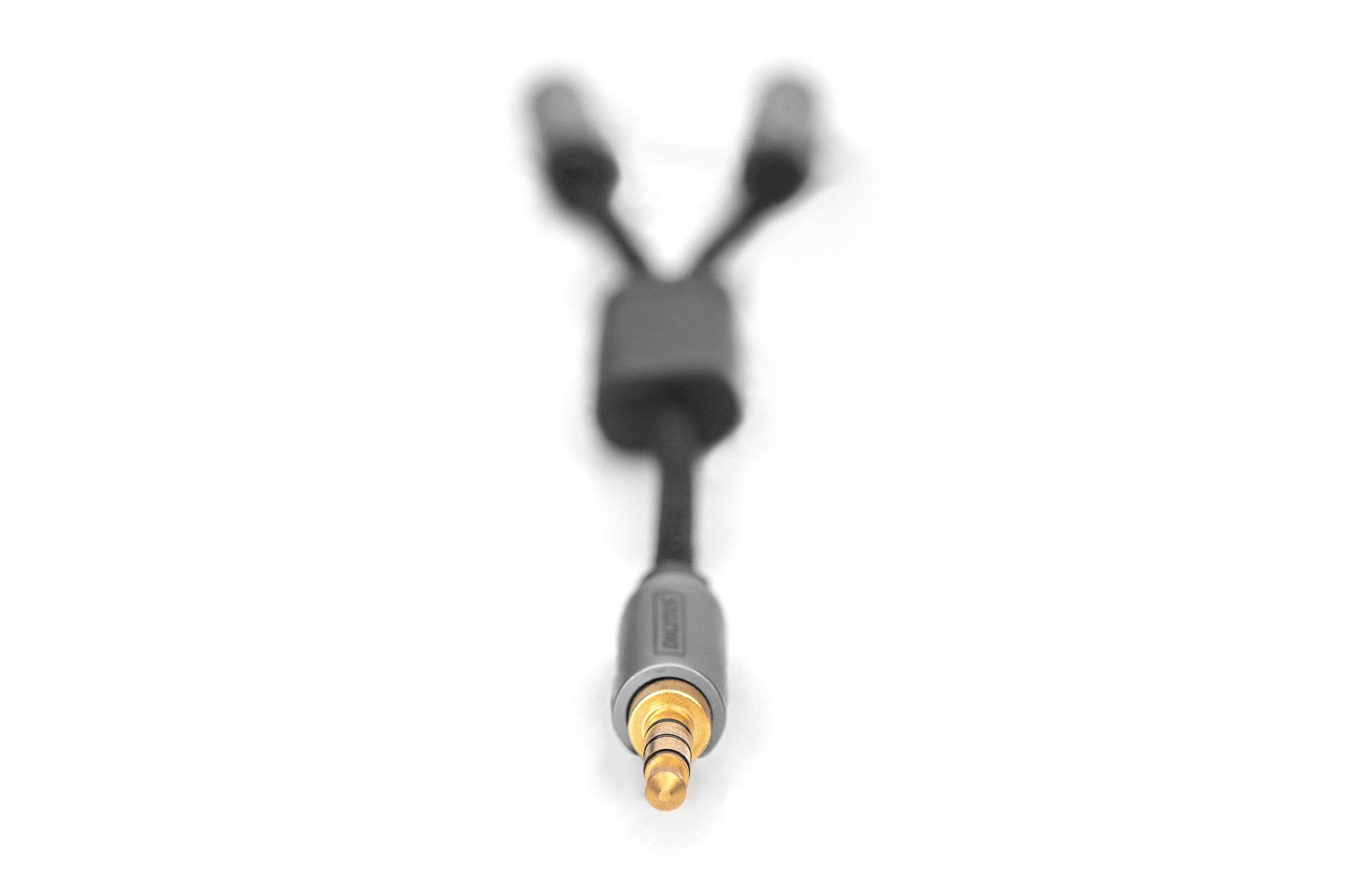 EAN 4016032481324 - Digitus DB-510320-002-S cable de audio 0,2 m 2 x 3.5mm Negro imagen 3
