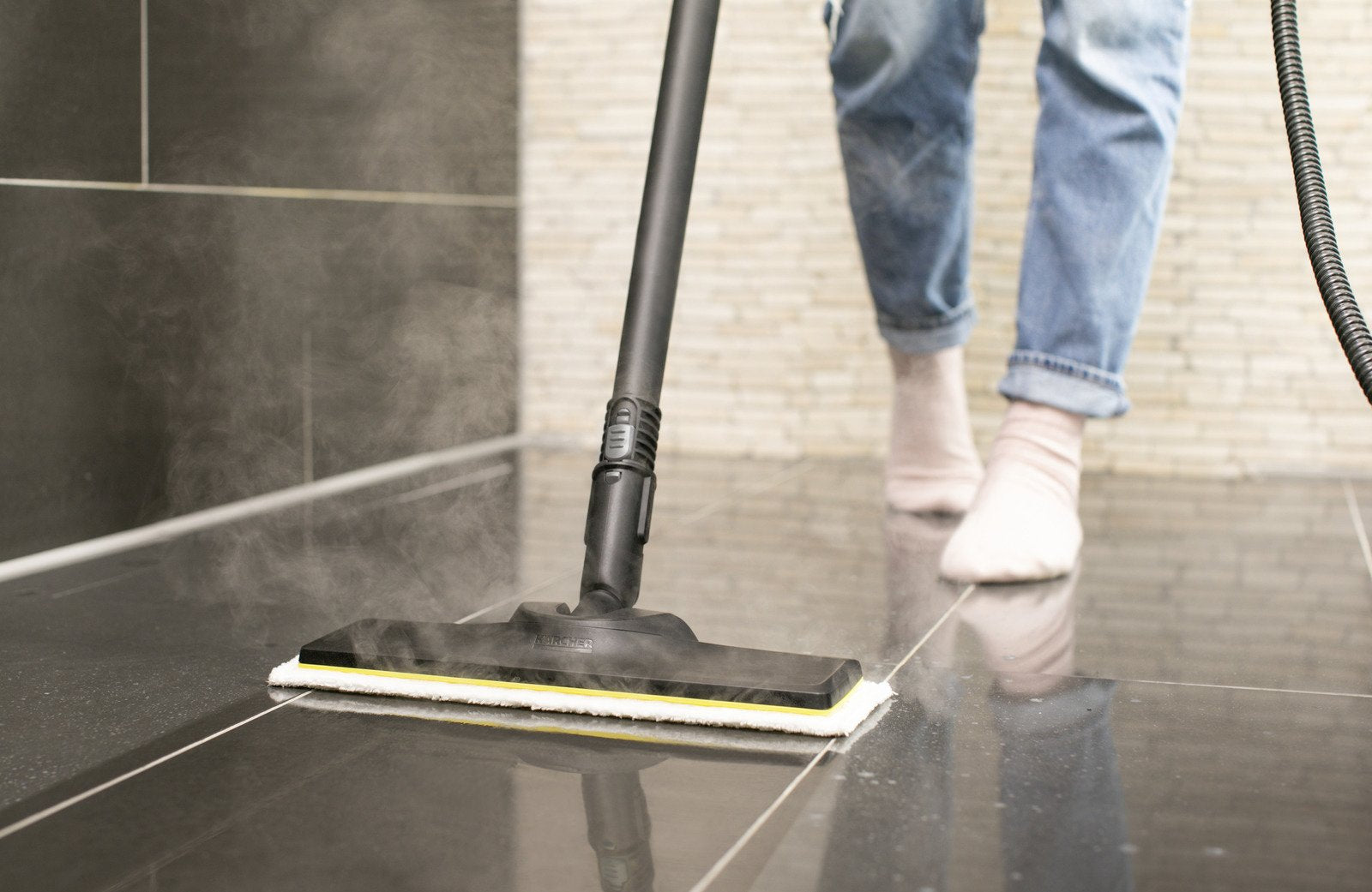 EAN 4054278975122 - Kärcher SC 2 EasyFix Limpiador a vapor de cilindro 1 L 1500 W Negro, Blanco imagen 3