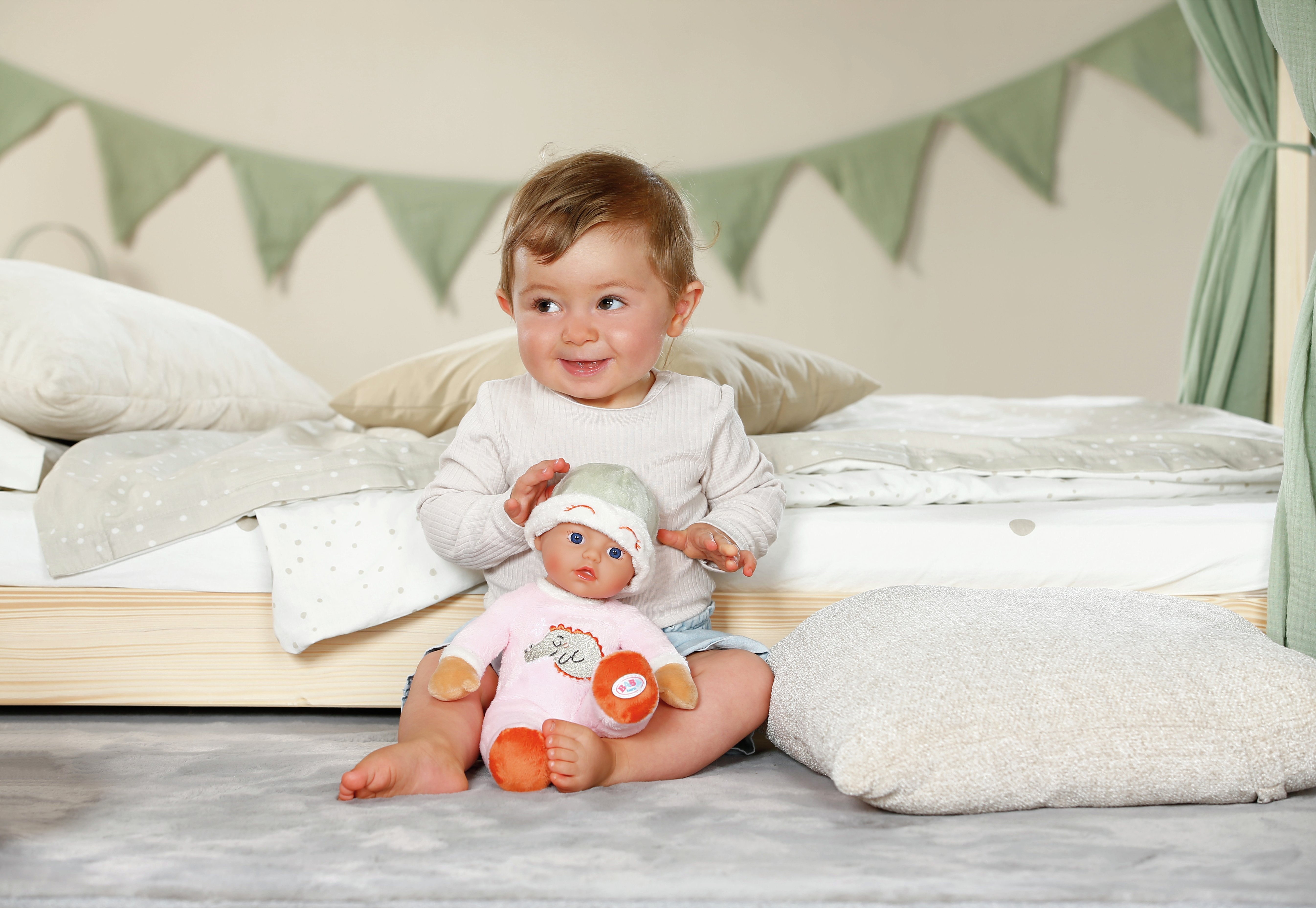 Zapf Creation Baby Born® Sleepy Para Bebés Rosa 30cm, Muñeca Rosa, Con Sonajero En El Interior 837467