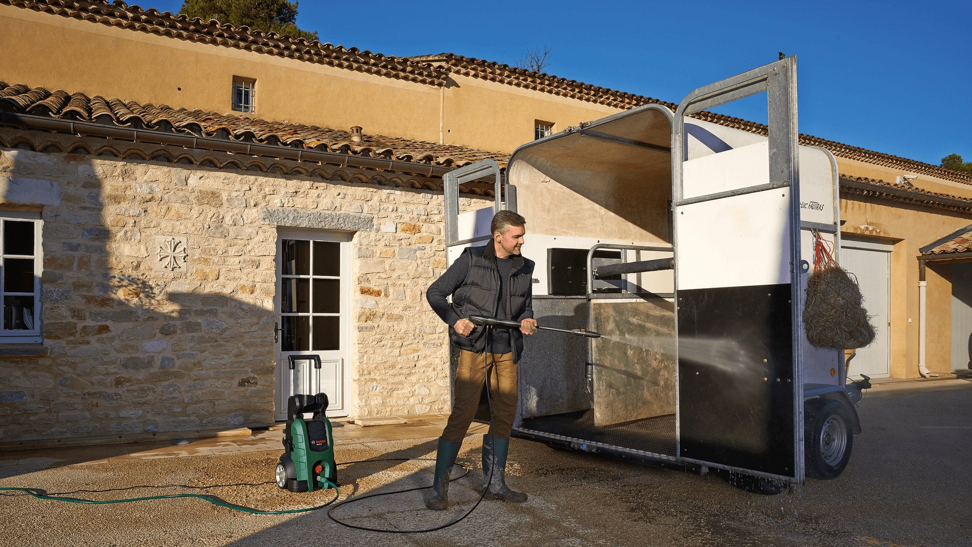 EAN 3165140852227 - Bosch AdvancedAquatak 150 Limpiadora de alta presión o Hidrolimpiadora Vertical Eléctrico 510 l/h 2200 W  imagen 6