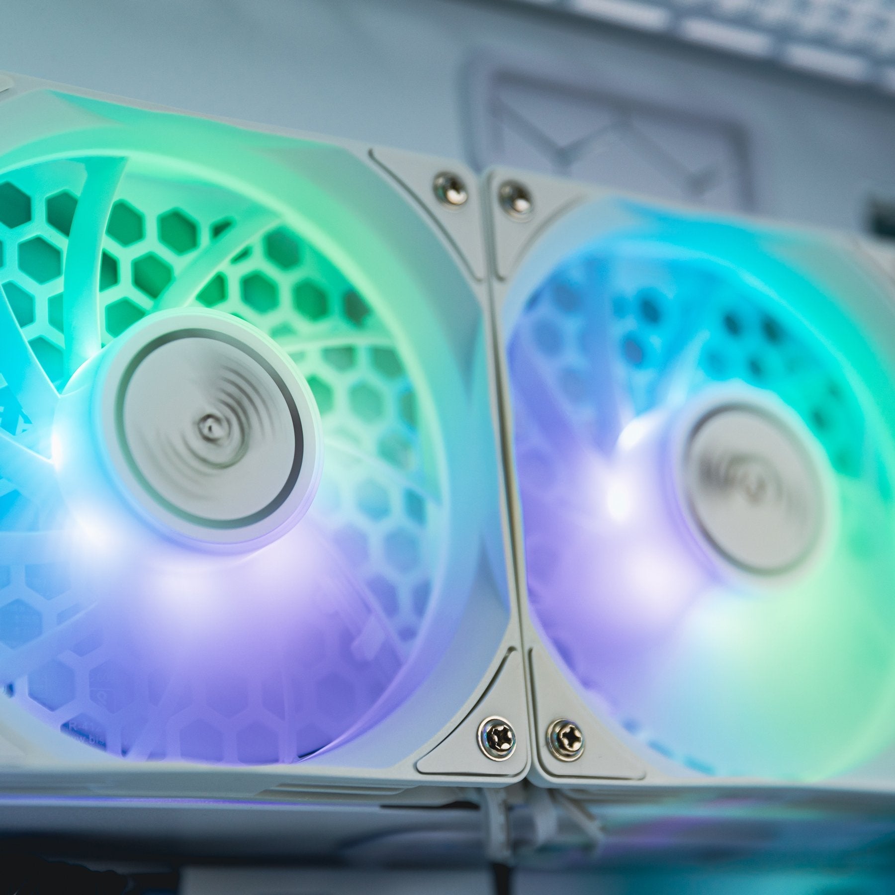 Refrigeracion Liquido Cpu Valkyrie Jarn  240 Argb Blanco