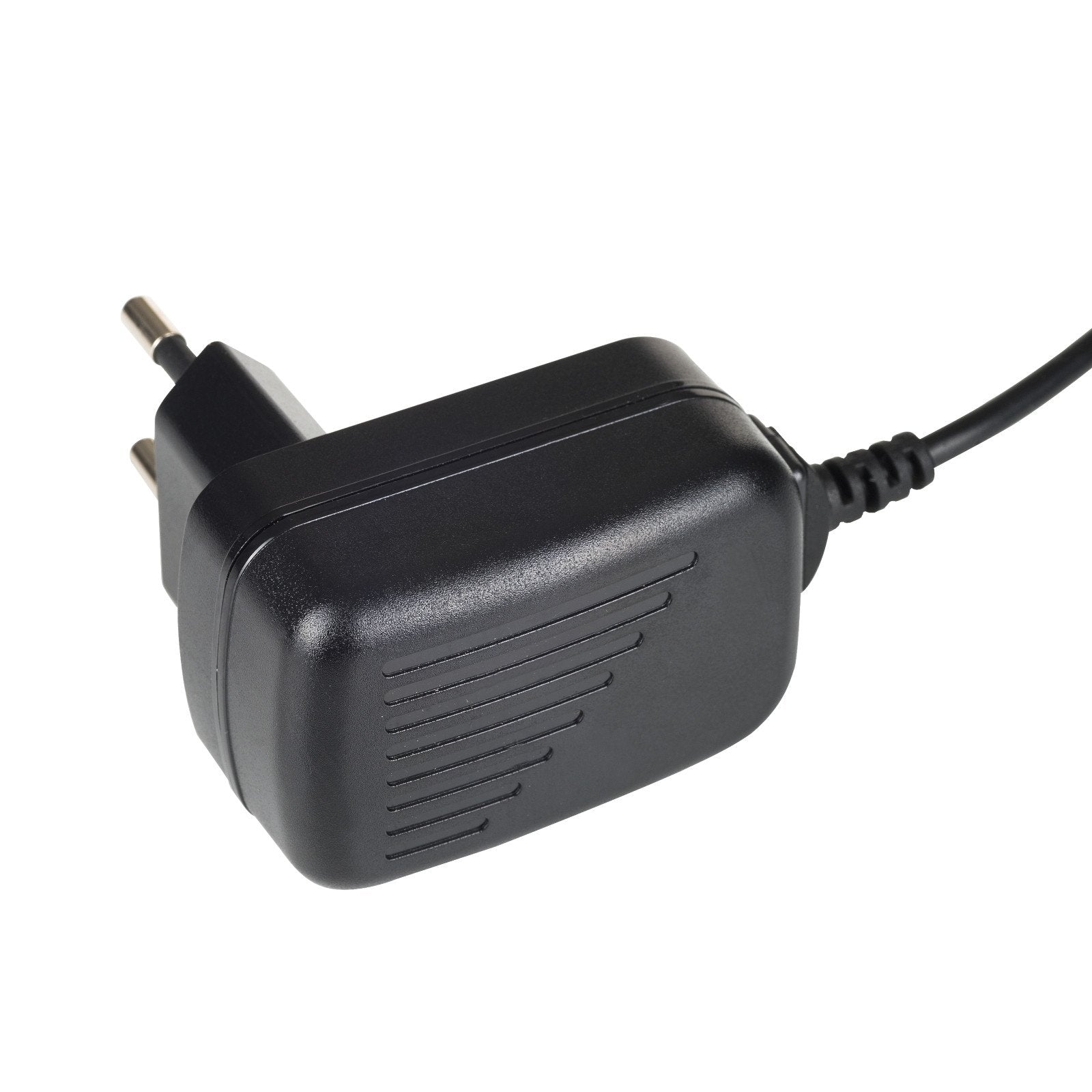 Akyga Adaptador De Corriente Universal Ak-Tb-33 5.0v / 2.0a 10w 5.5 X 2.5 Mm 1.5m
