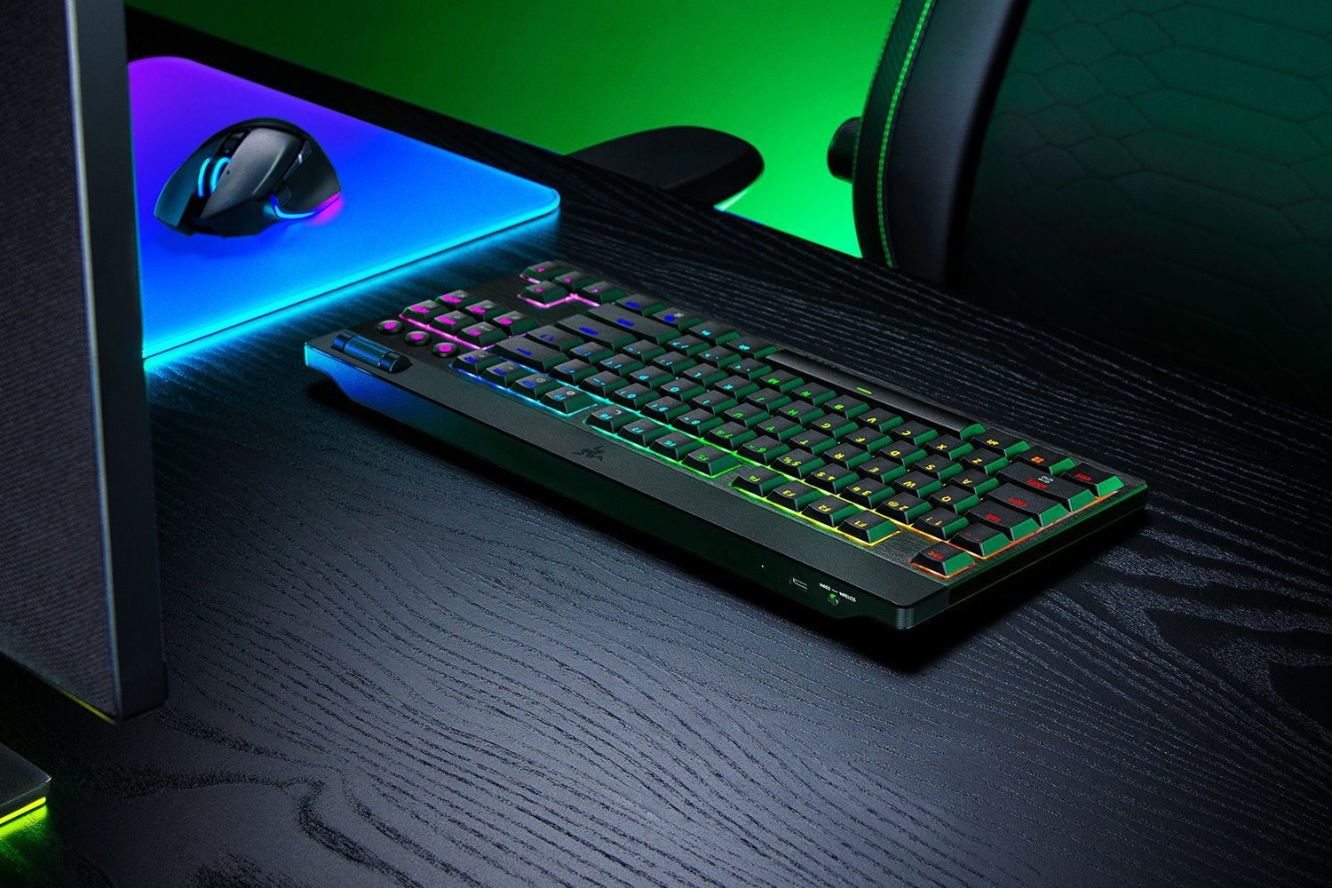 Razer Blackwidow V4 Low-Profile Tenkeyless Hyperspeed (Green  Switch) - Us Layout