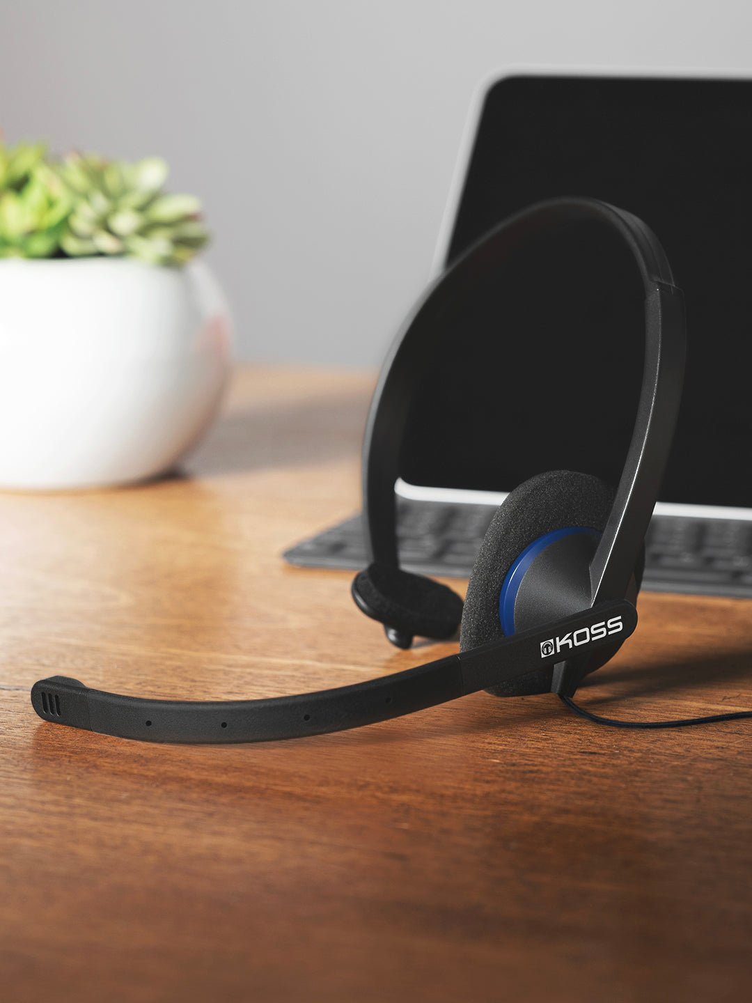 Auriculares Koss Cs195 Usb Con Cable, Supraaurales, Micrófono, Usb Tipo A, Negro