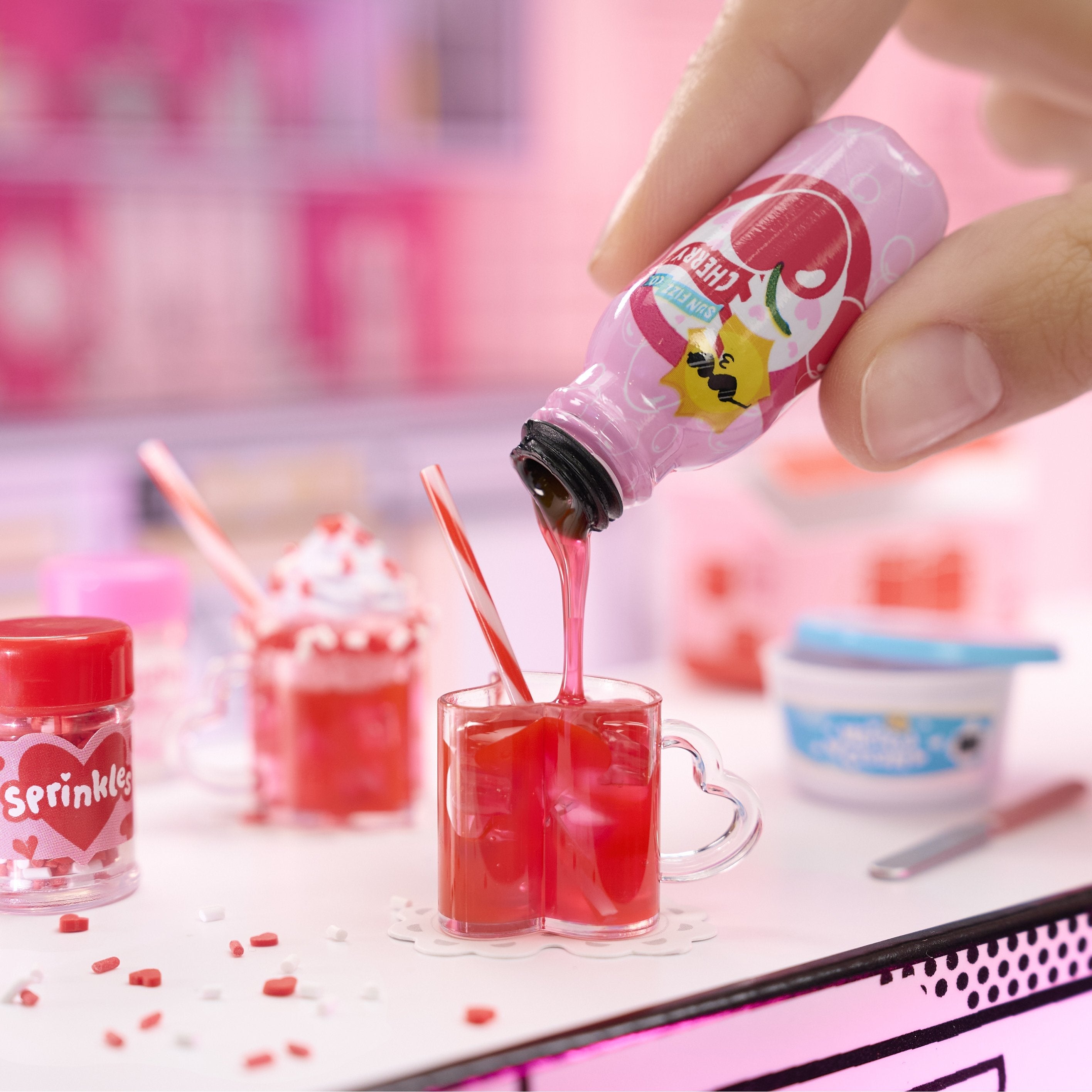 Mga Entertainment Mga'S Miniverso - Make It Mini With Love, Artesan Artículos Ordenados 121695-Euc