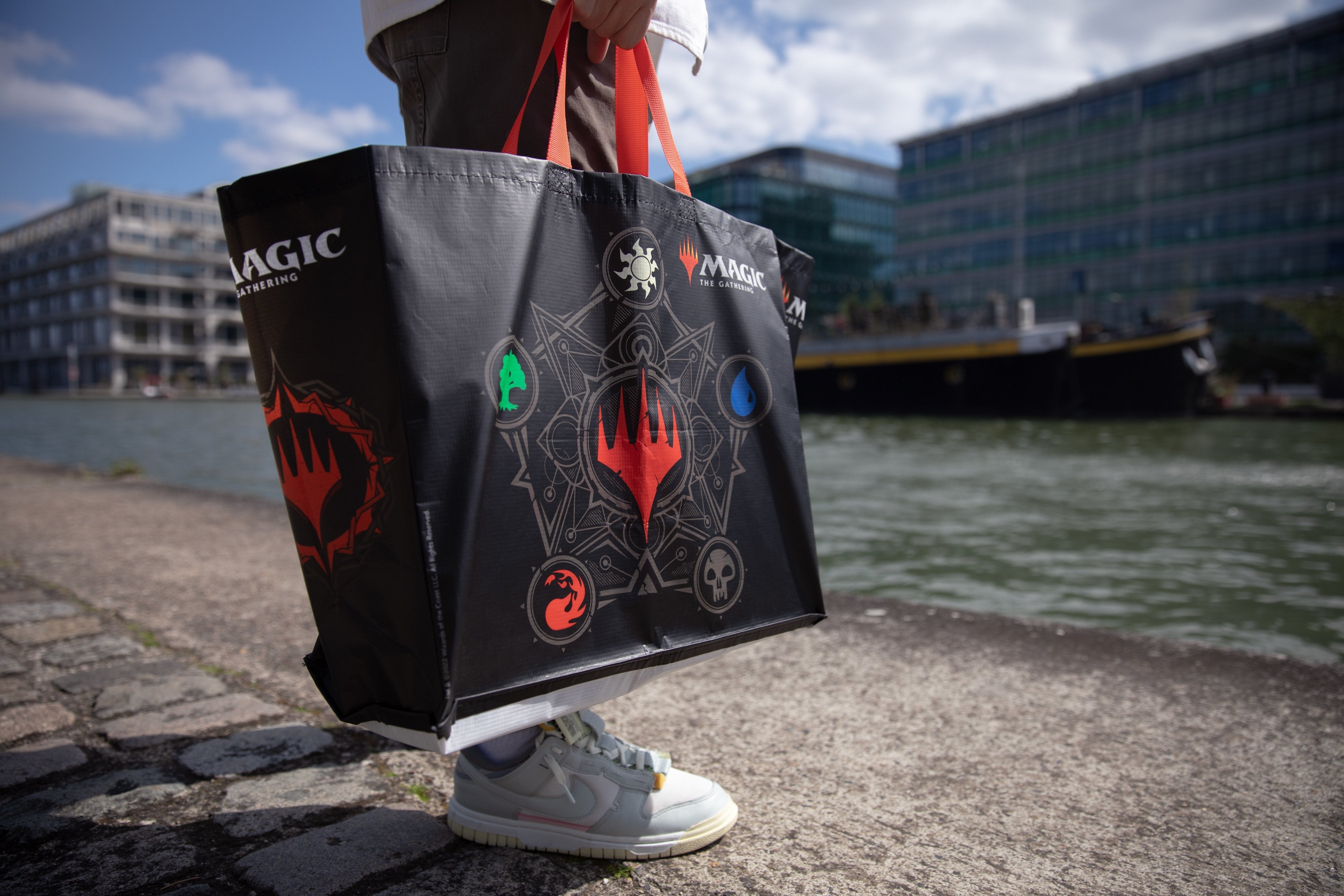 5 Colors Mana Bolsa Reciclable Con Asas 40x45x20 Cm Magic The Gathering
