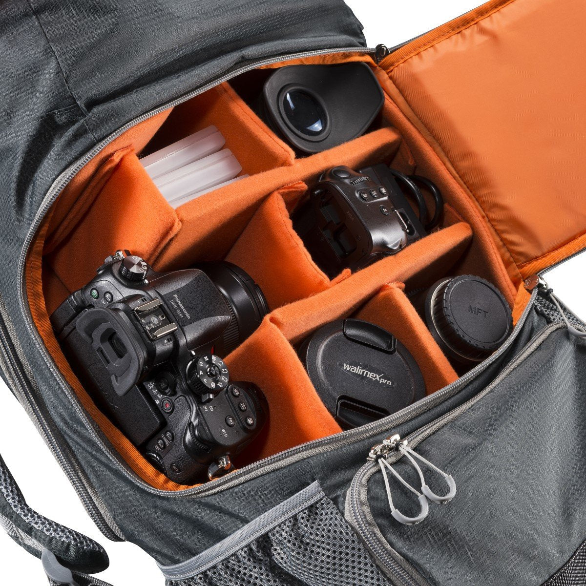 Mochila Para Cámara De Exterior Mantona Elementspro 40 Naranja