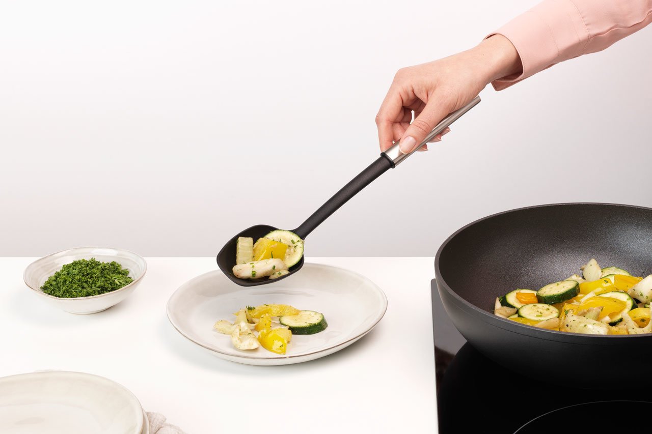 Juego De Utensilios De Cocina De Brabantia Con Revestimiento Antiadherente