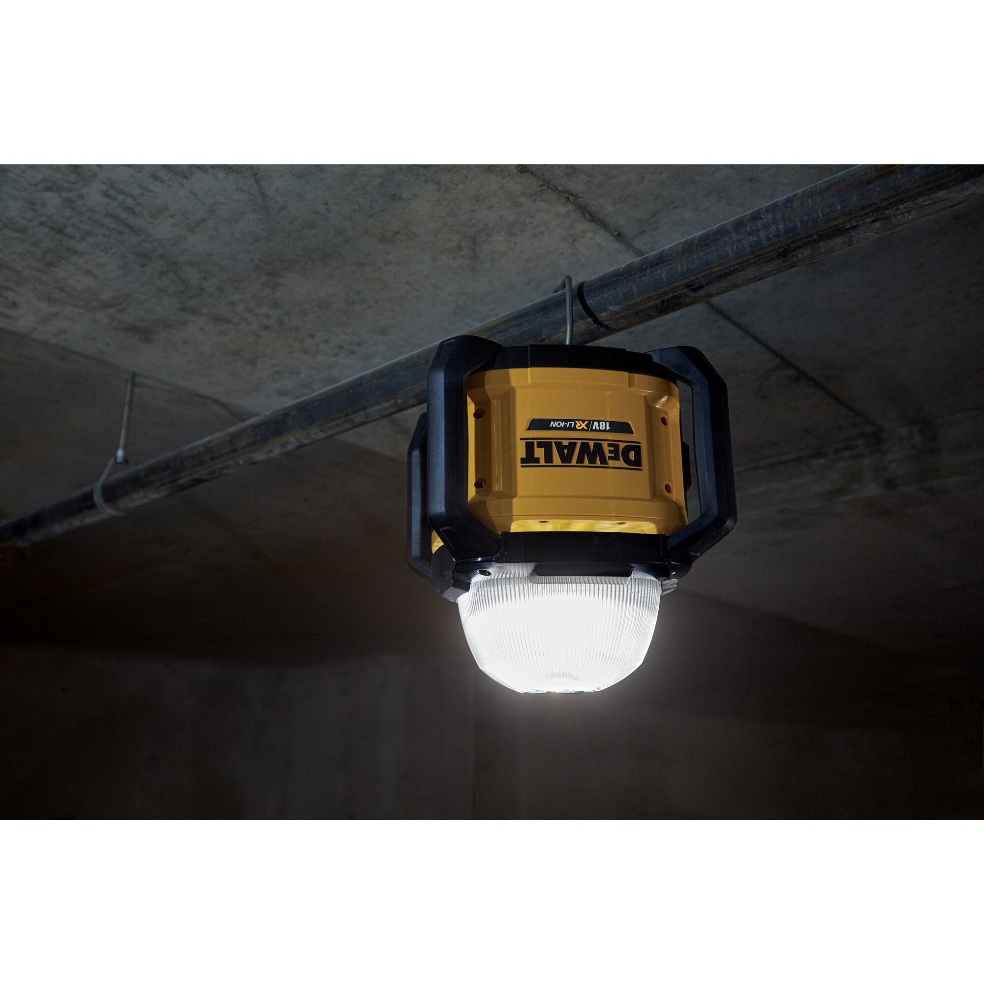 Foco De Construcción Dewalt Dcl074
