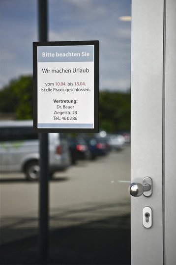 Durable Marco Informativo Magnetico Duraframe Adhesivo A Superficies Lisas Y Solidas A4 Negro -2u-