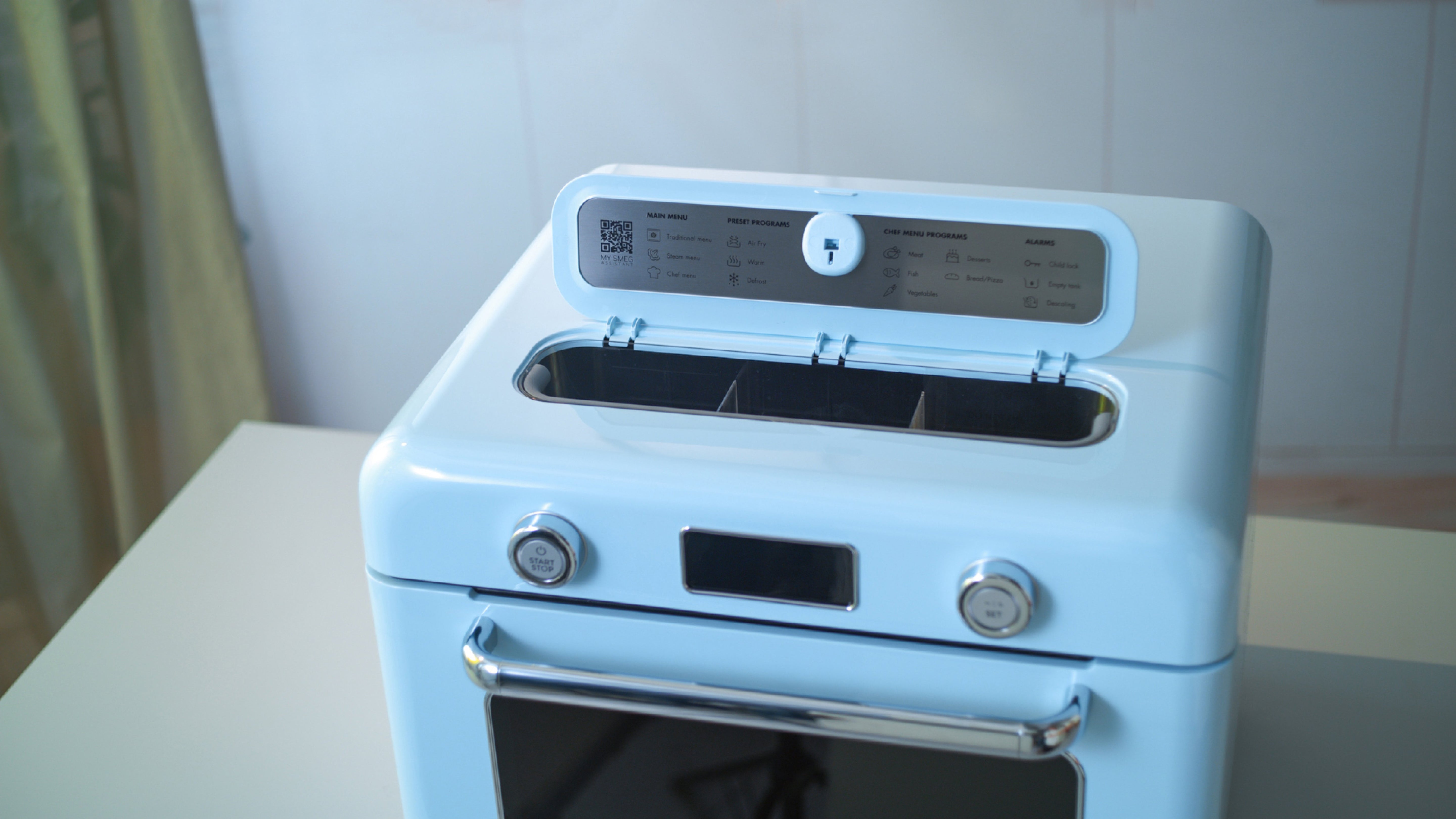 EAN 8017709333874 - Smeg COF01PBEU horno de vapor Pequeño Azul Botones, Giratorio imagen 23